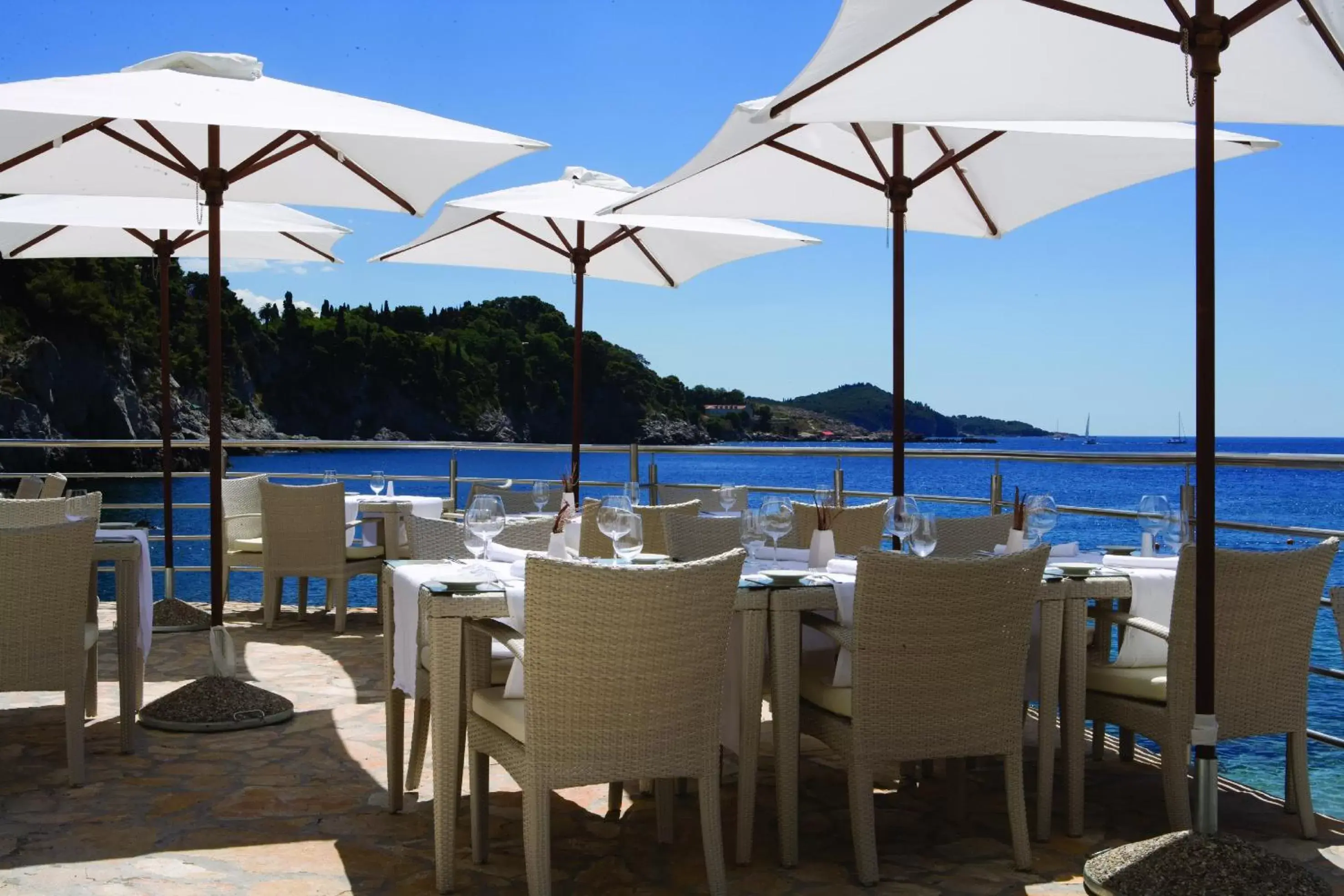 Restaurant/Places to Eat in Hotel Bellevue Dubrovnik