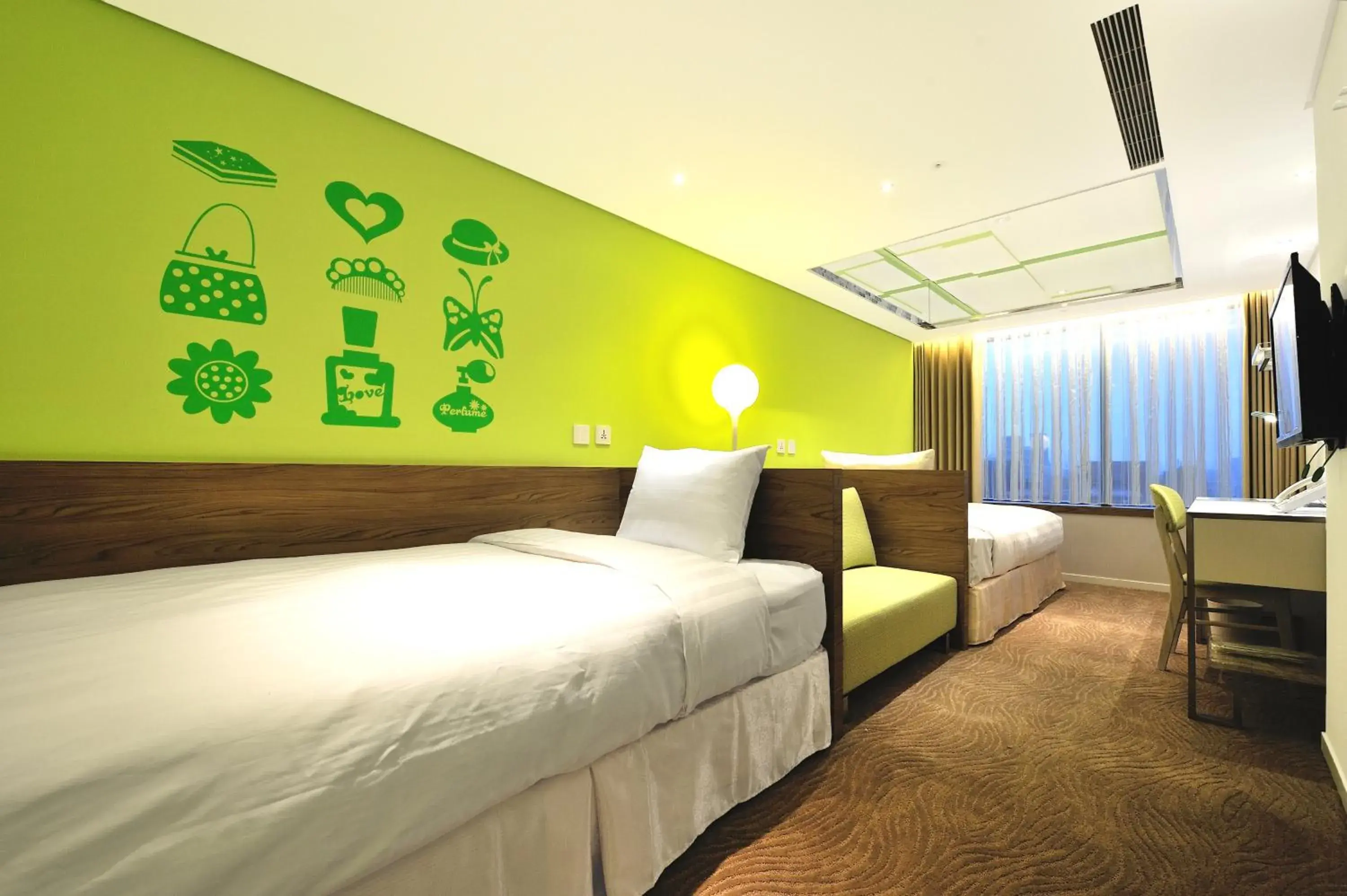 Bed in Green World Hotel - Zhonghua