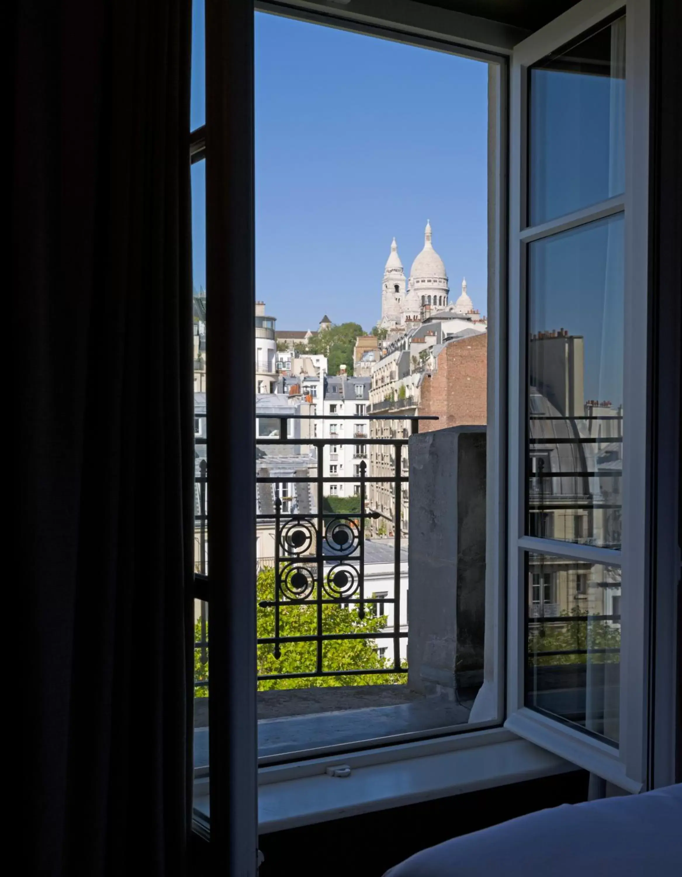 City view, Balcony/Terrace in Hotel Rochechouart - Orso Hotels