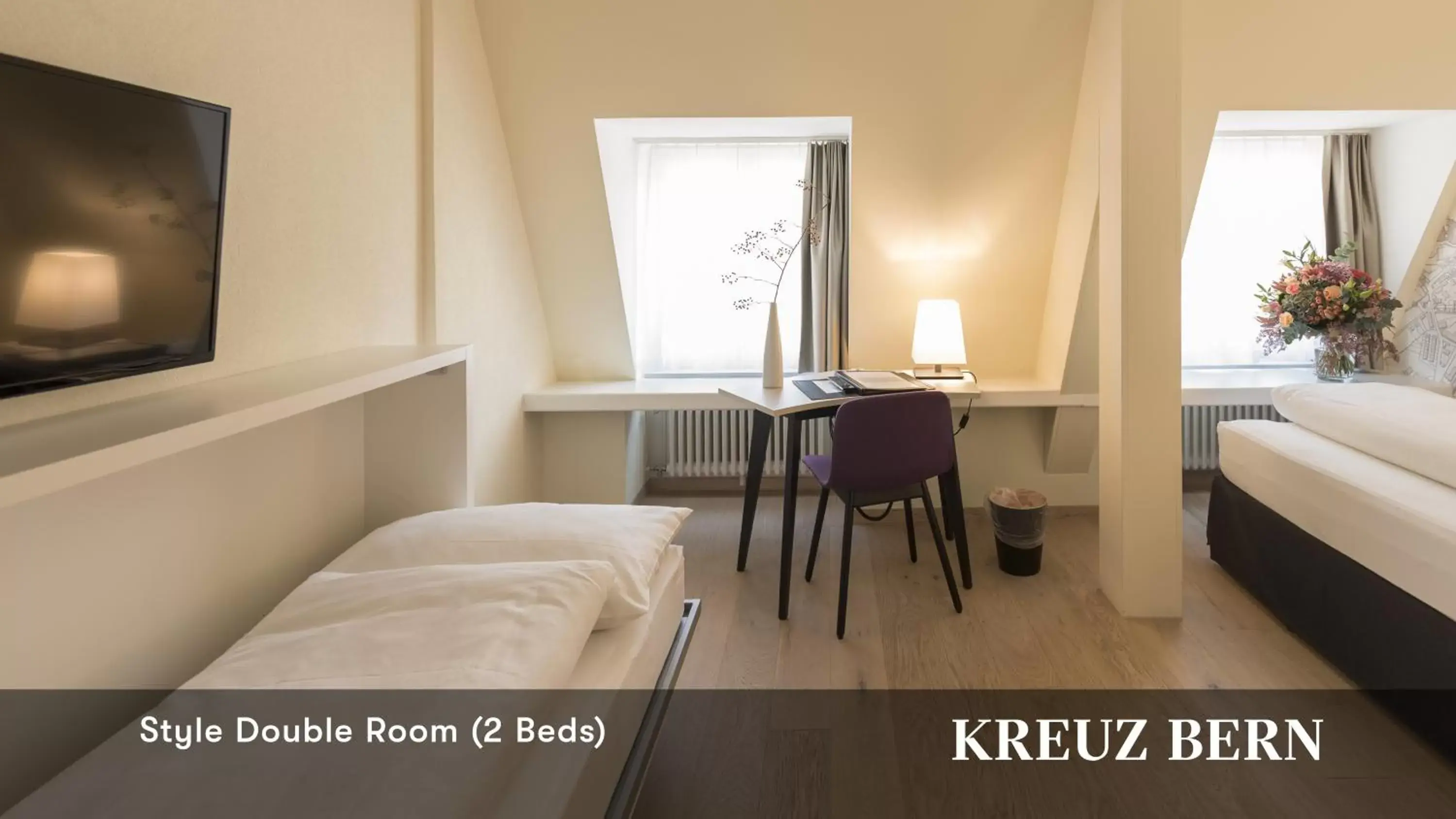 Photo of the whole room, TV/Entertainment Center in Kreuz Bern Modern City Hotel