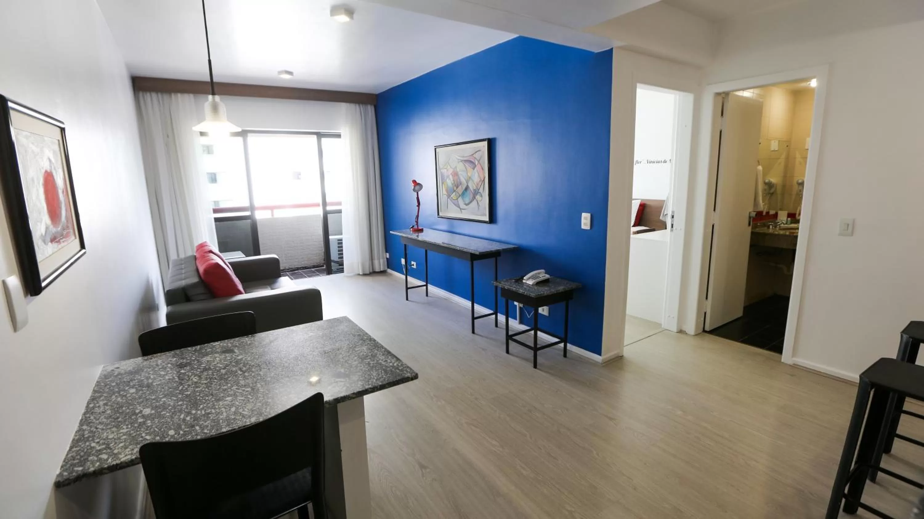 Living room in Bristol Metropolitan Curitiba Centro