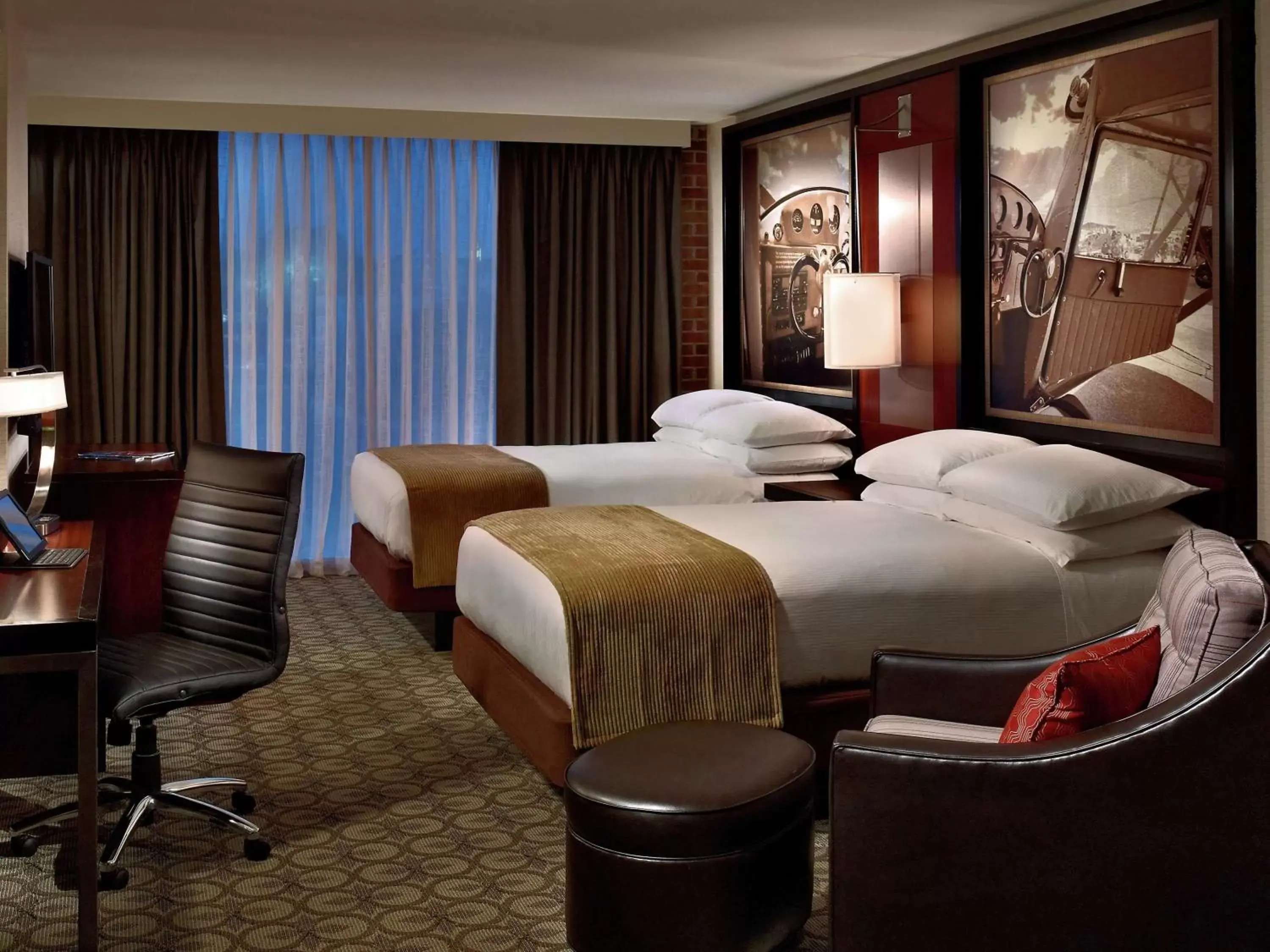 Bedroom, Bed in DoubleTree Hotel & Suites Charleston Airport