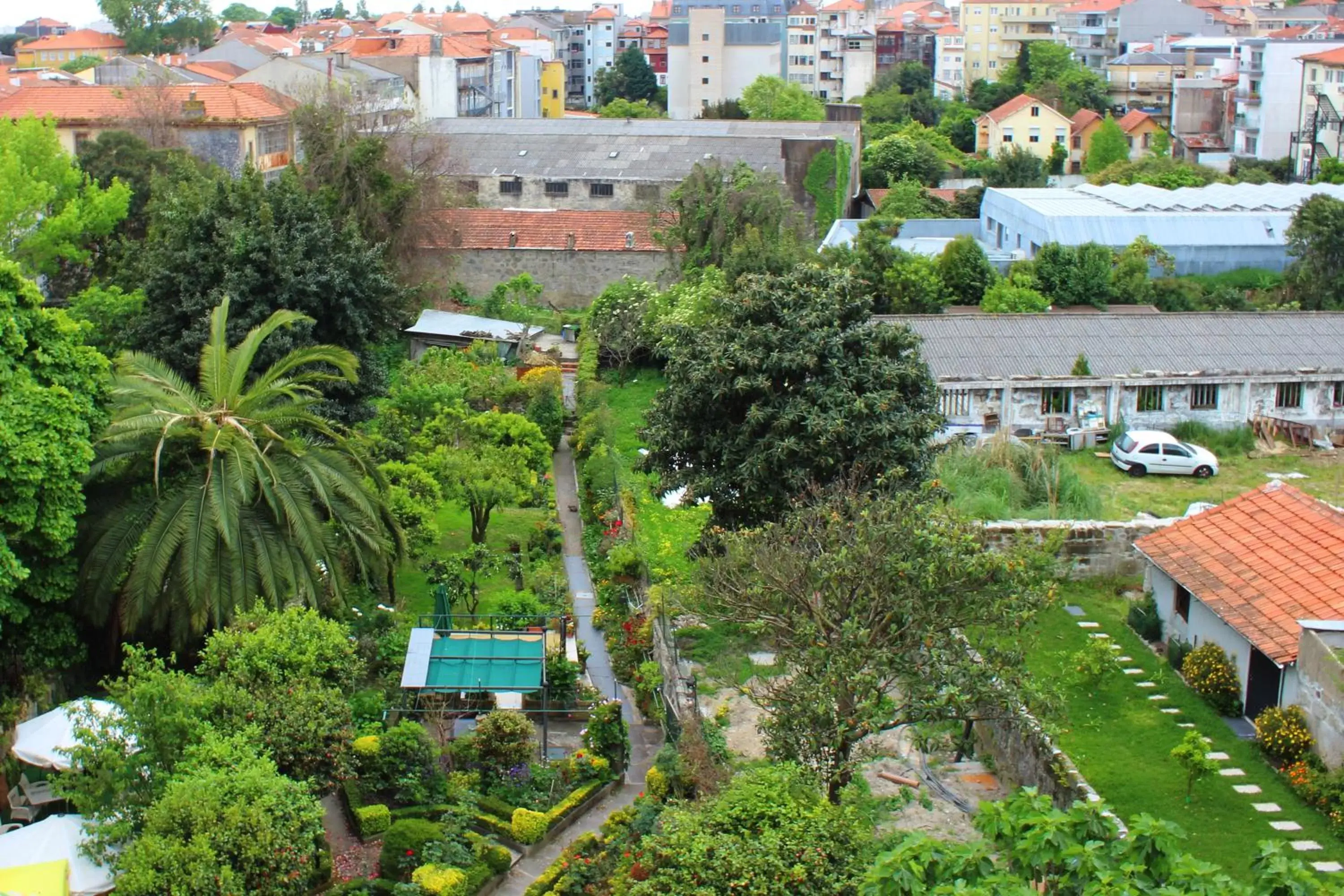 Garden, Bird's-eye View in Hotel Estoril Porto