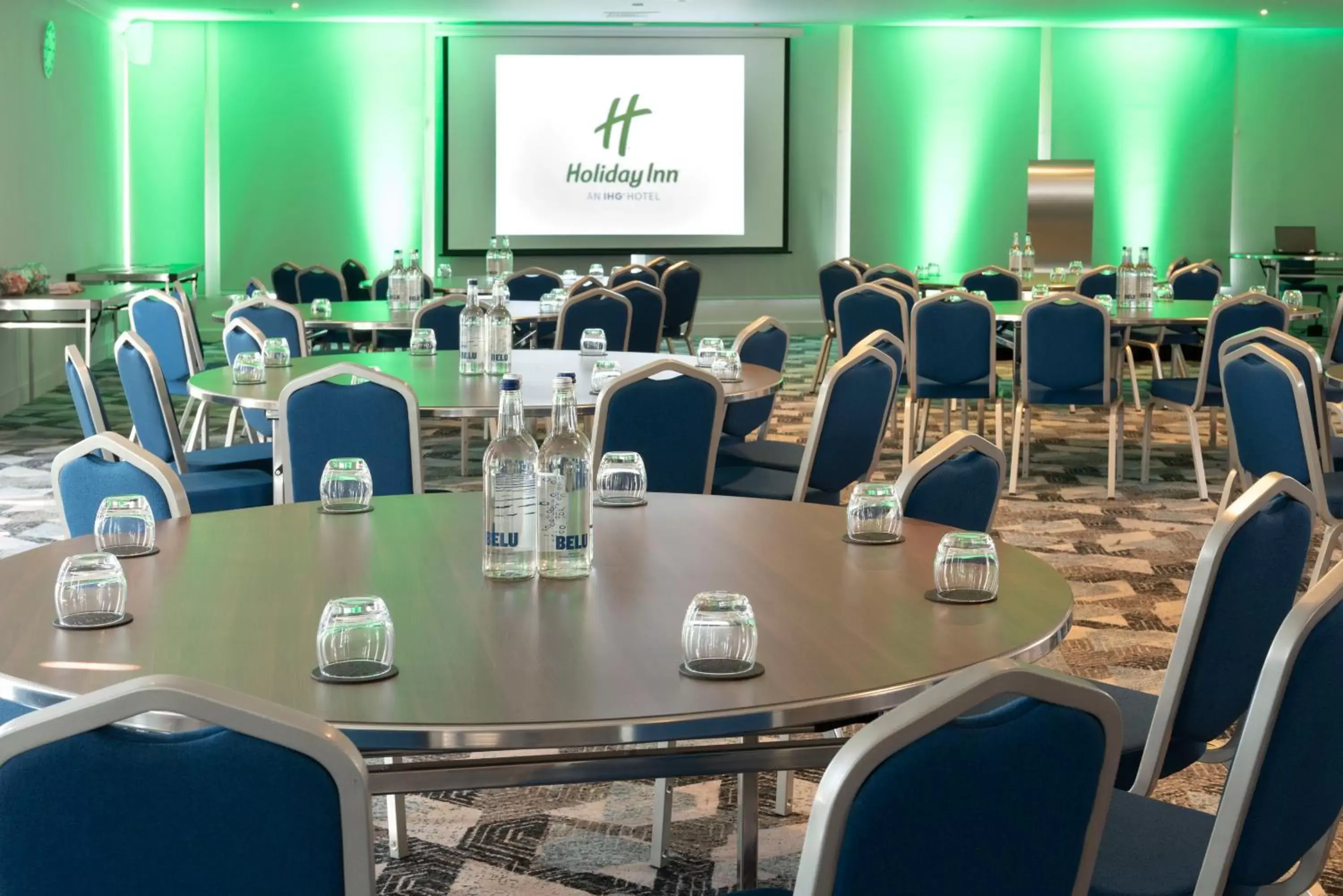 Meeting/conference room in Holiday Inn Birmingham M6, Jct7, an IHG Hotel