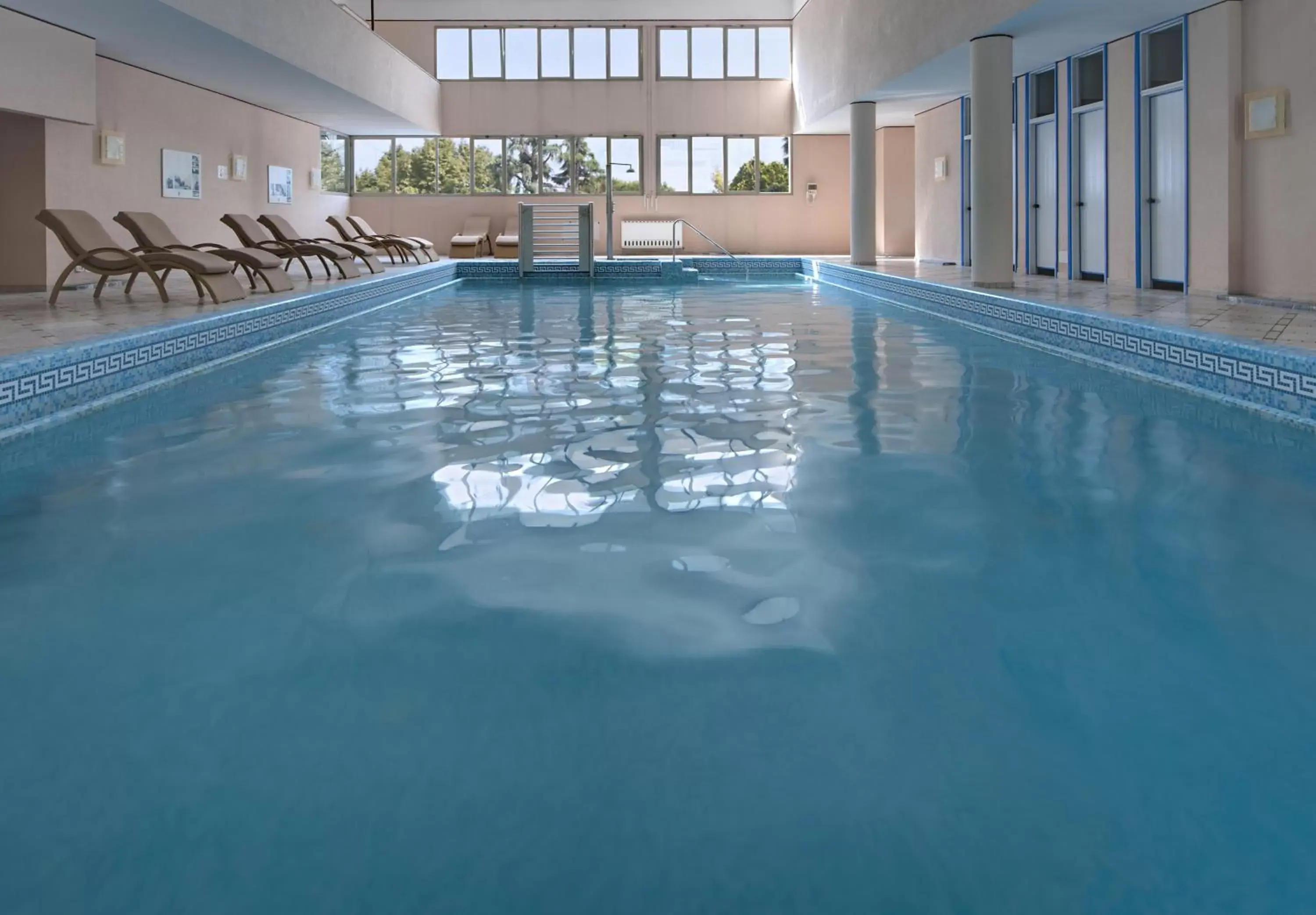 Swimming Pool in Hotel Terme Bologna