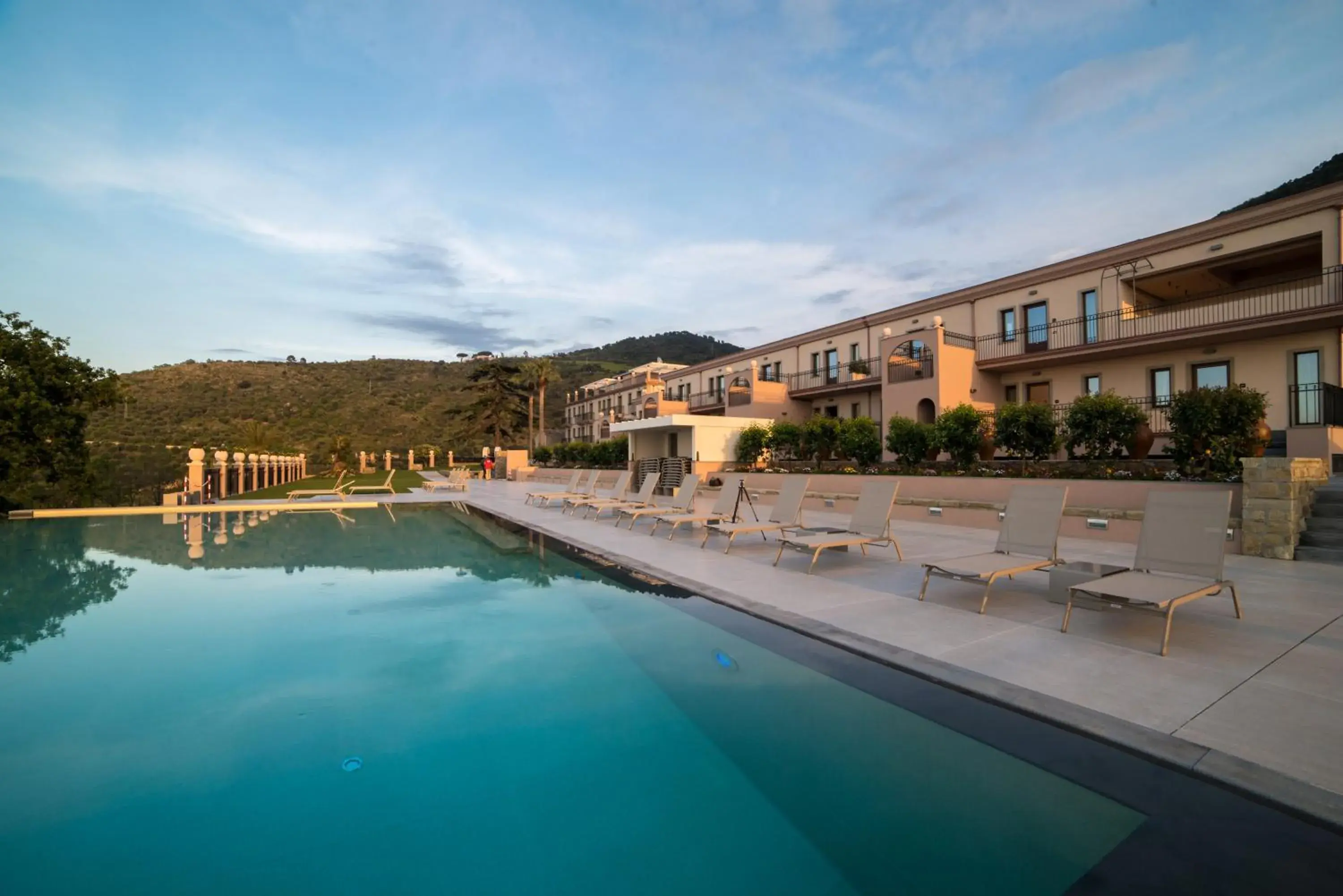 Swimming pool in Best Western Plus Hotel Terre di Eolo