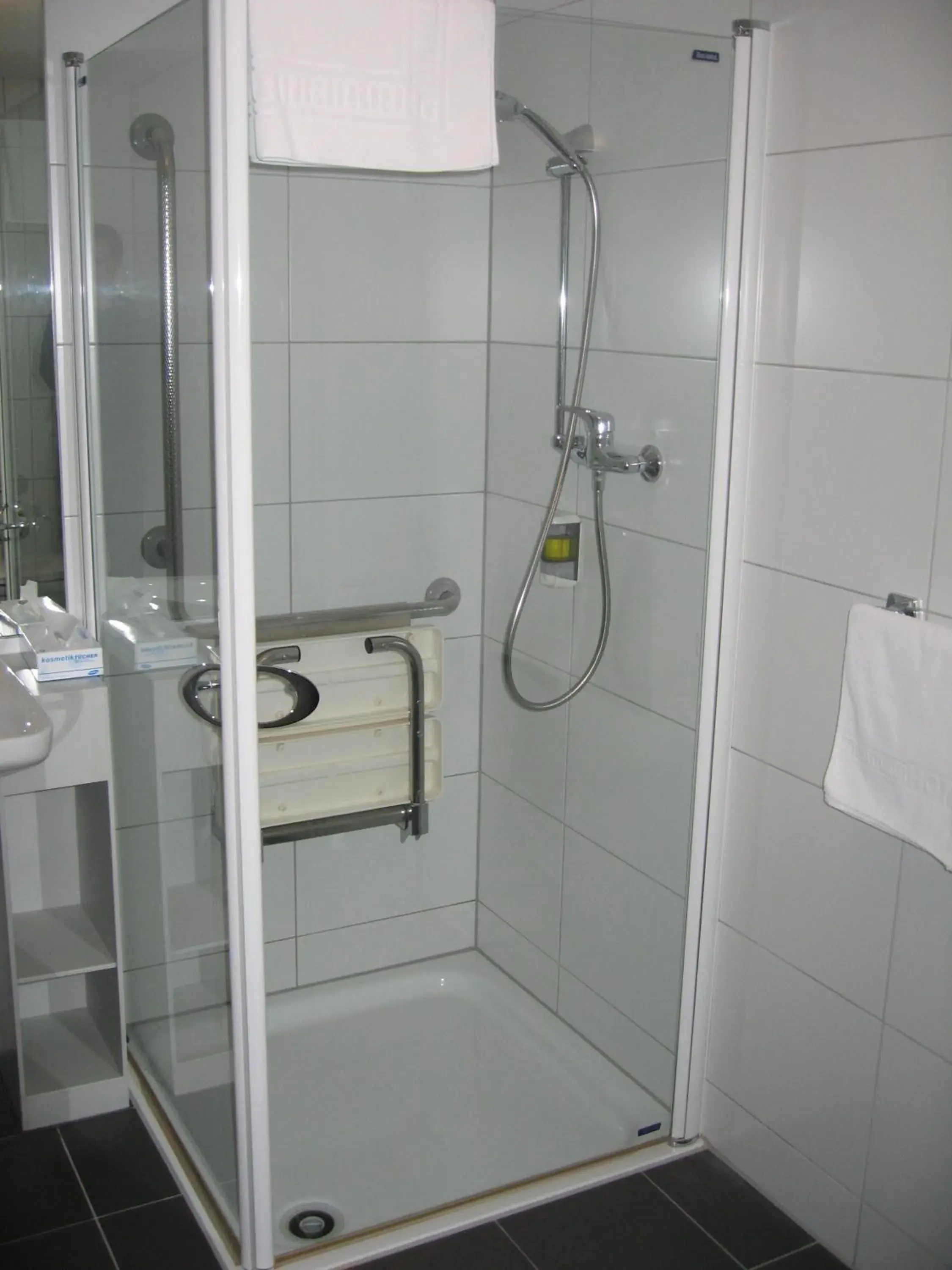 Shower, Bathroom in Hotel Bokan Exclusiv