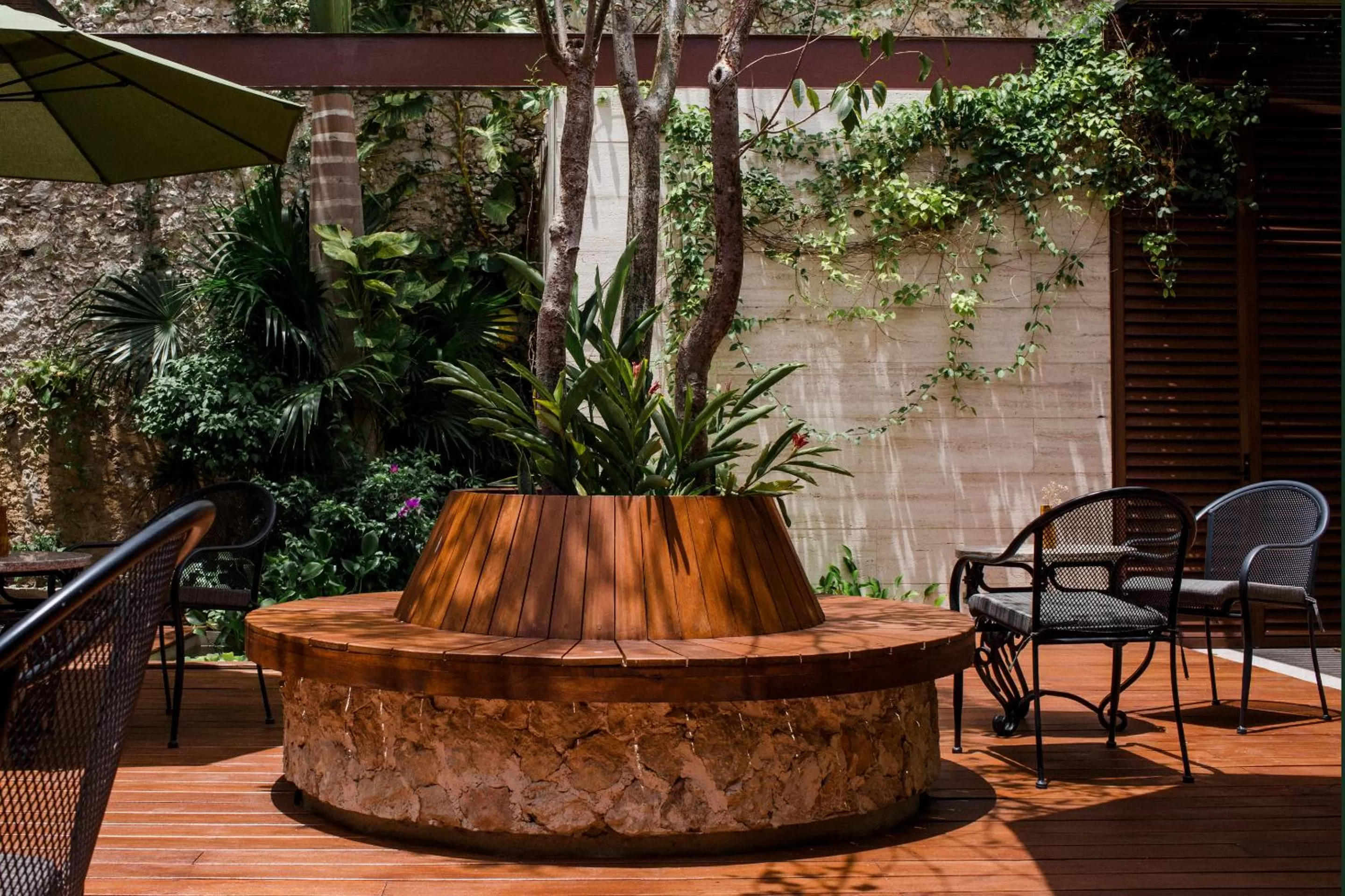 Patio in Ya'ax Hotel Boutique