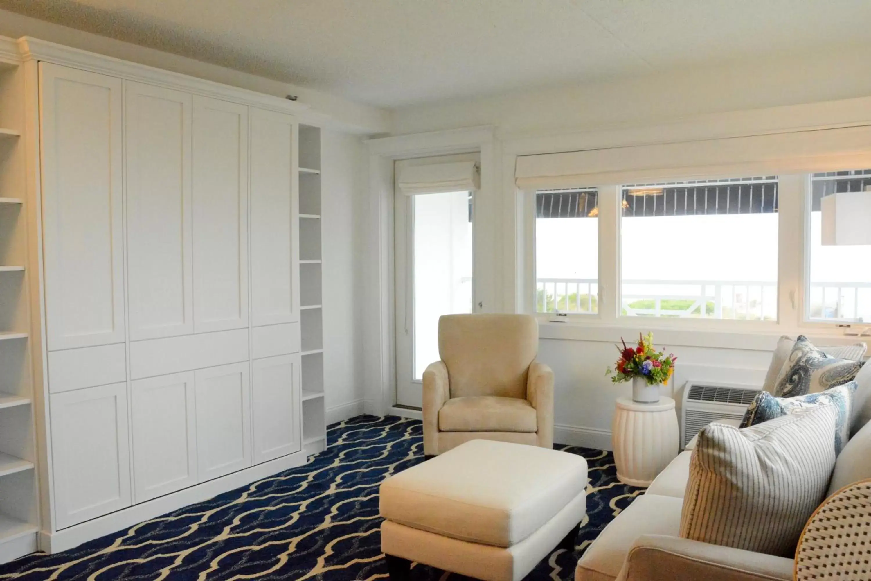 Living room, Seating Area in ICONA Cape May