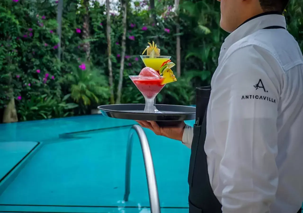 Swimming pool in Anticavilla Hotel Restaurante & Spa Swimming pool in Anticavilla Hotel Restaurante & Spa