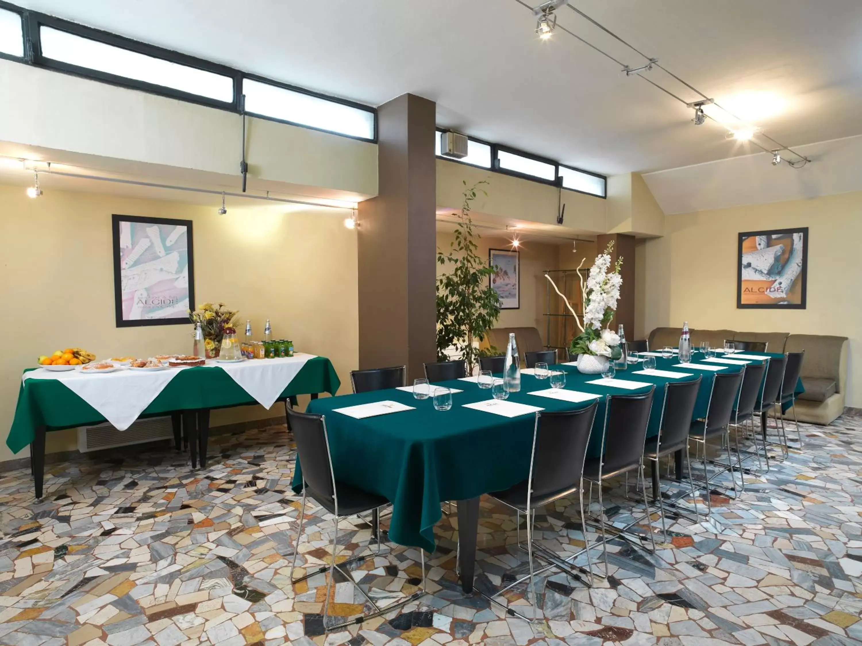 Meeting/conference room in Hotel Ristorante Alcide