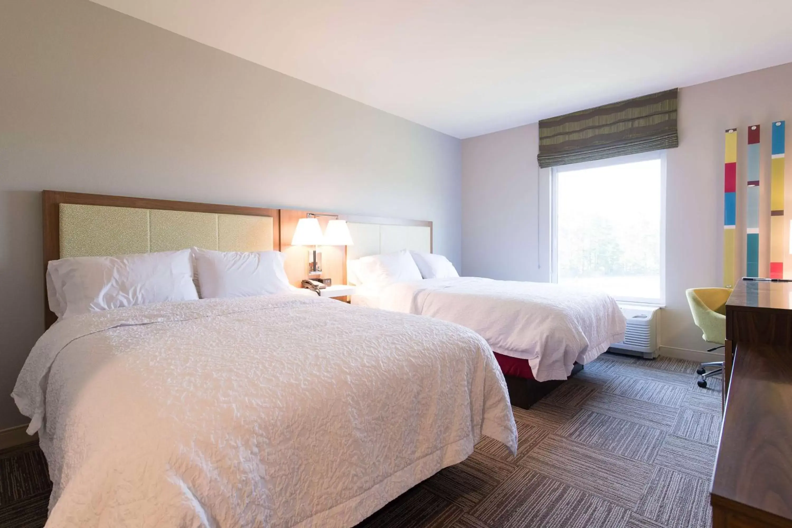 Bedroom, Bed in Hampton Inn & Suites Walterboro