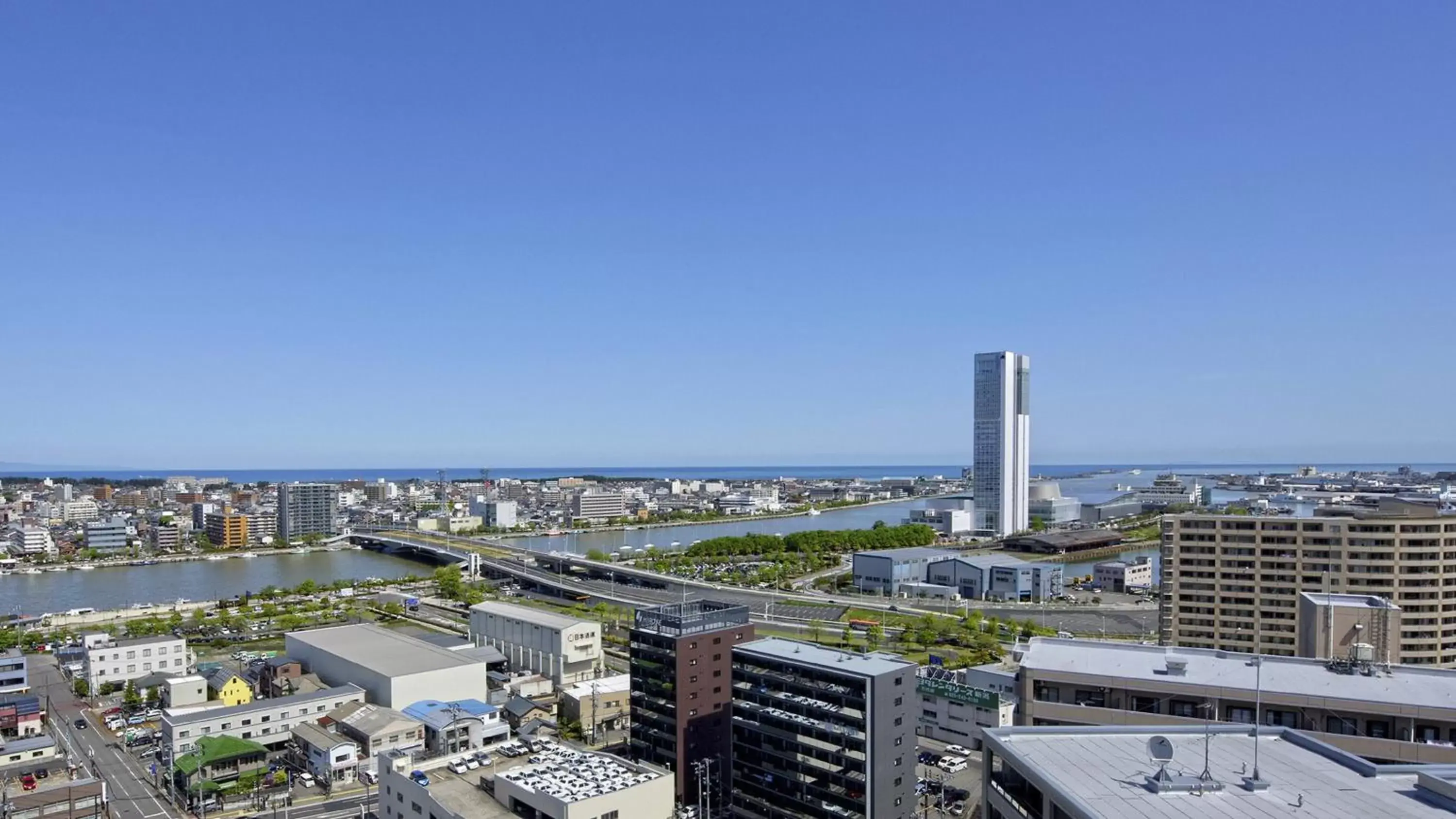 Property building in ANA Crowne Plaza Niigata, an IHG Hotel