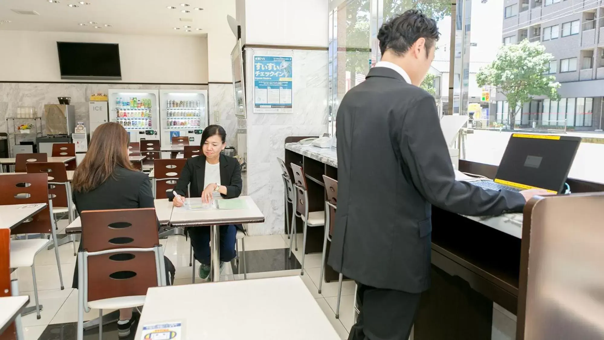 Lobby or reception in Toyoko Inn Kagoshima chuo eki Higashi guchi