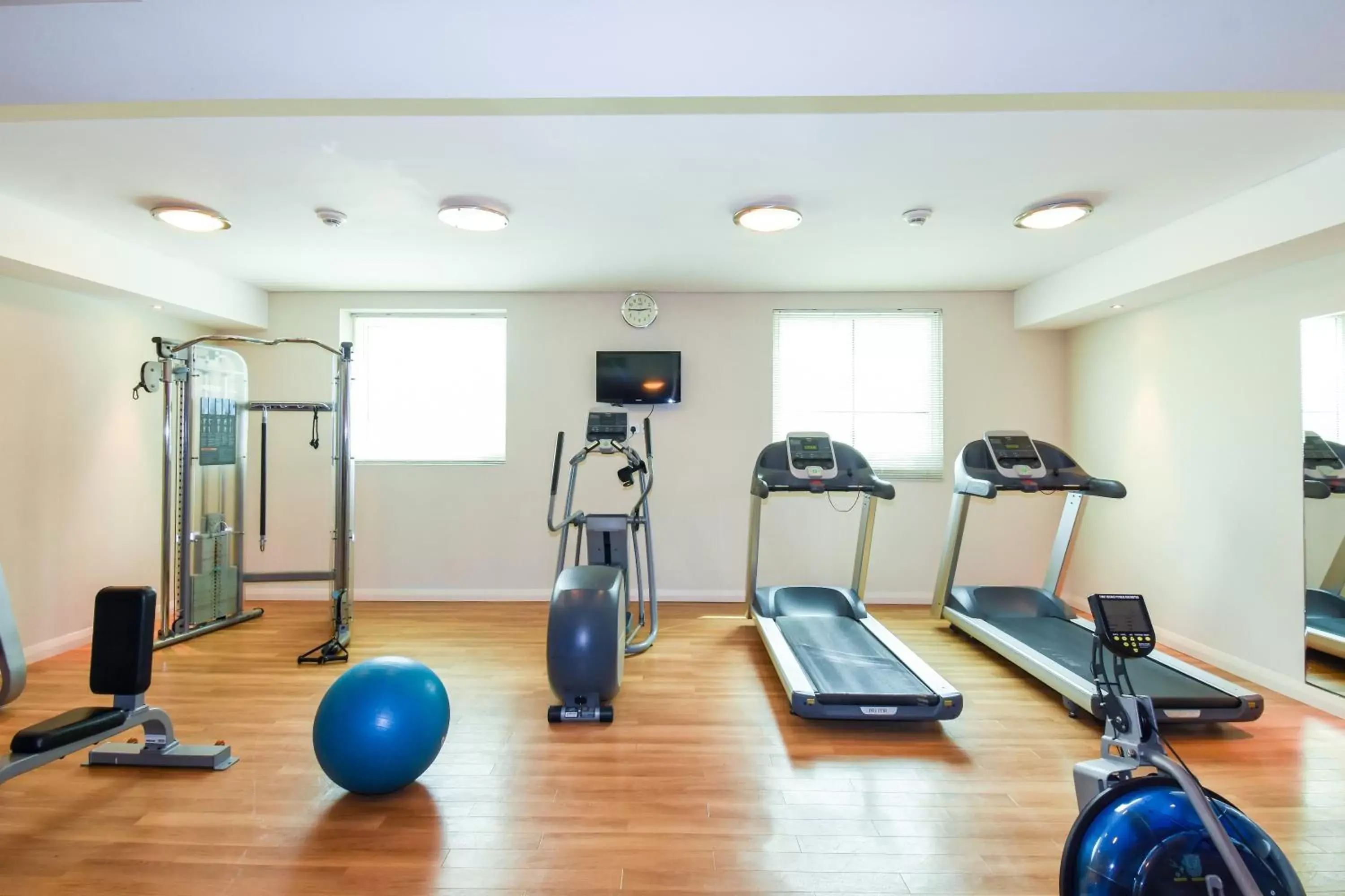Fitness centre/facilities, Fitness Center/Facilities in Premier Inn Dubai Investments Park