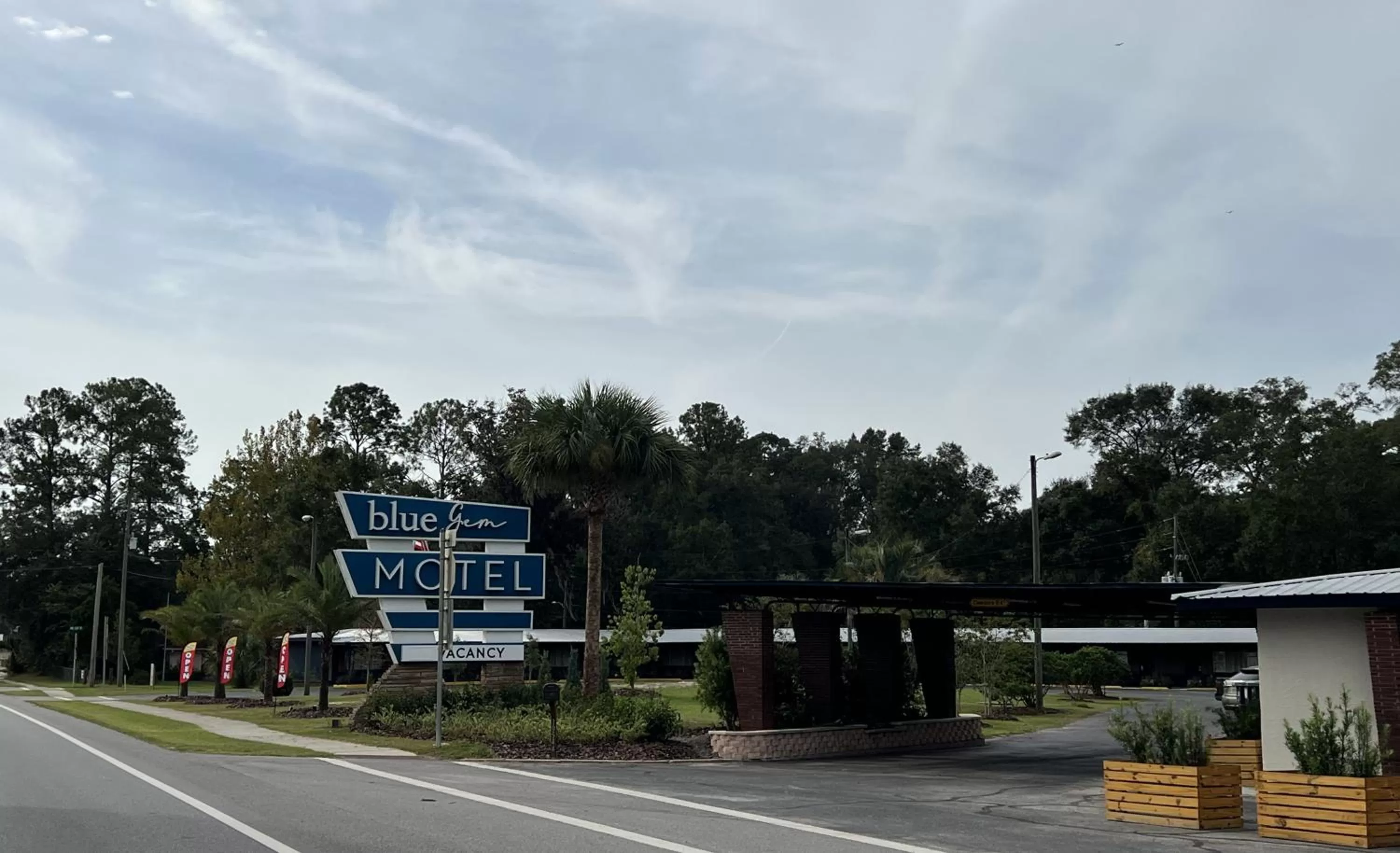 Property logo or sign in BlueGem Motel