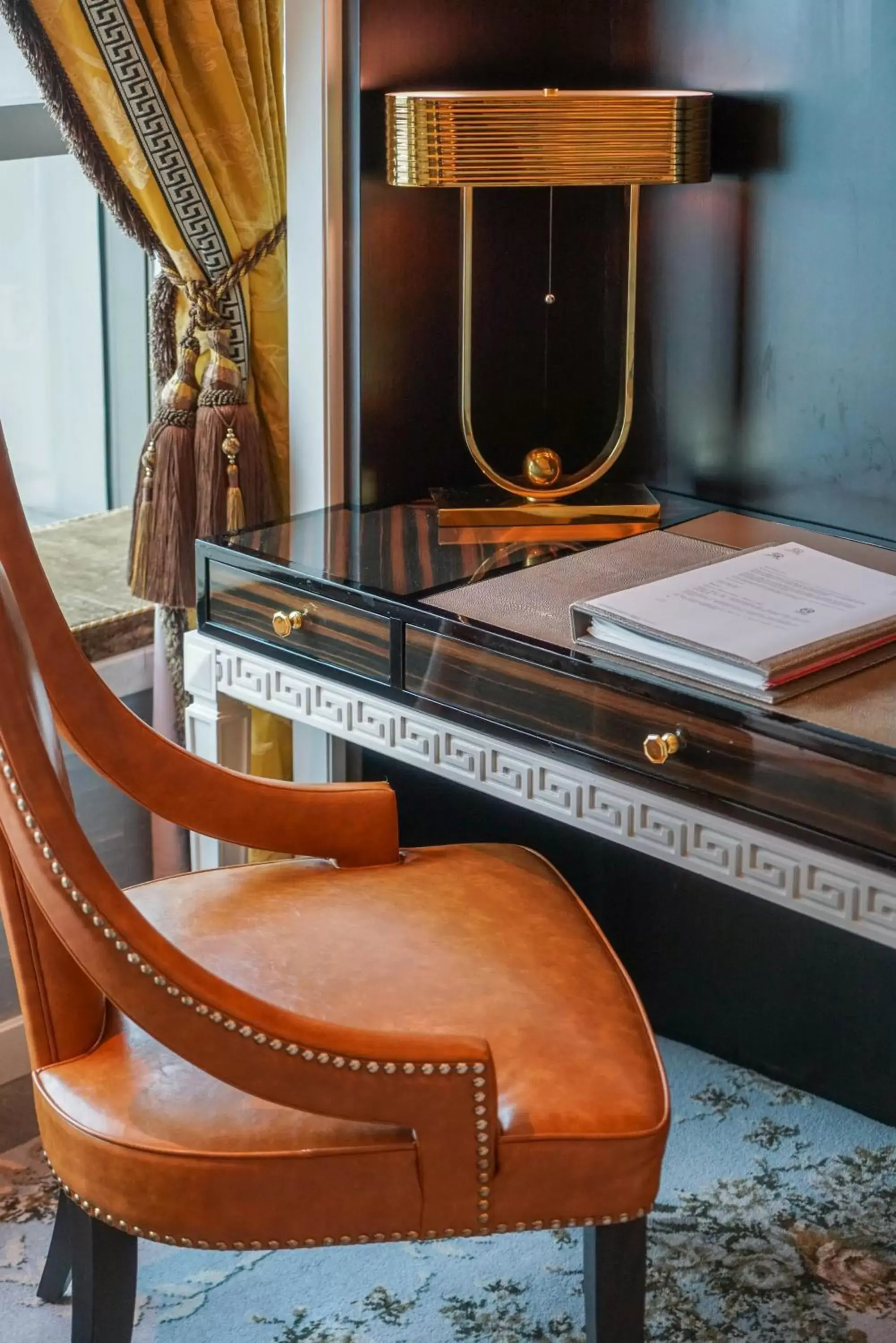 Seating area in The St. Regis Shanghai Jingan