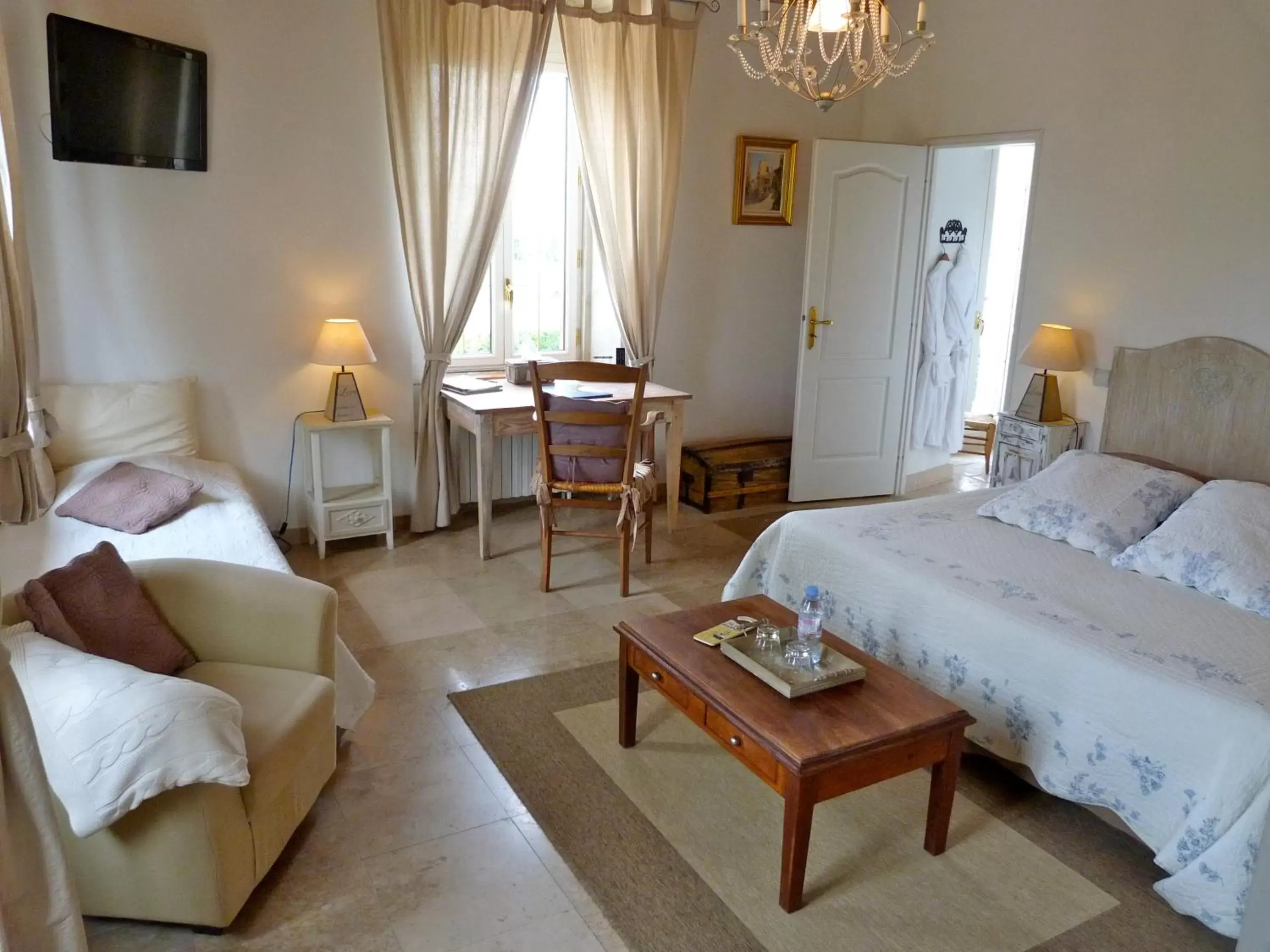 Bathroom, Seating Area in Domaine du Manoir