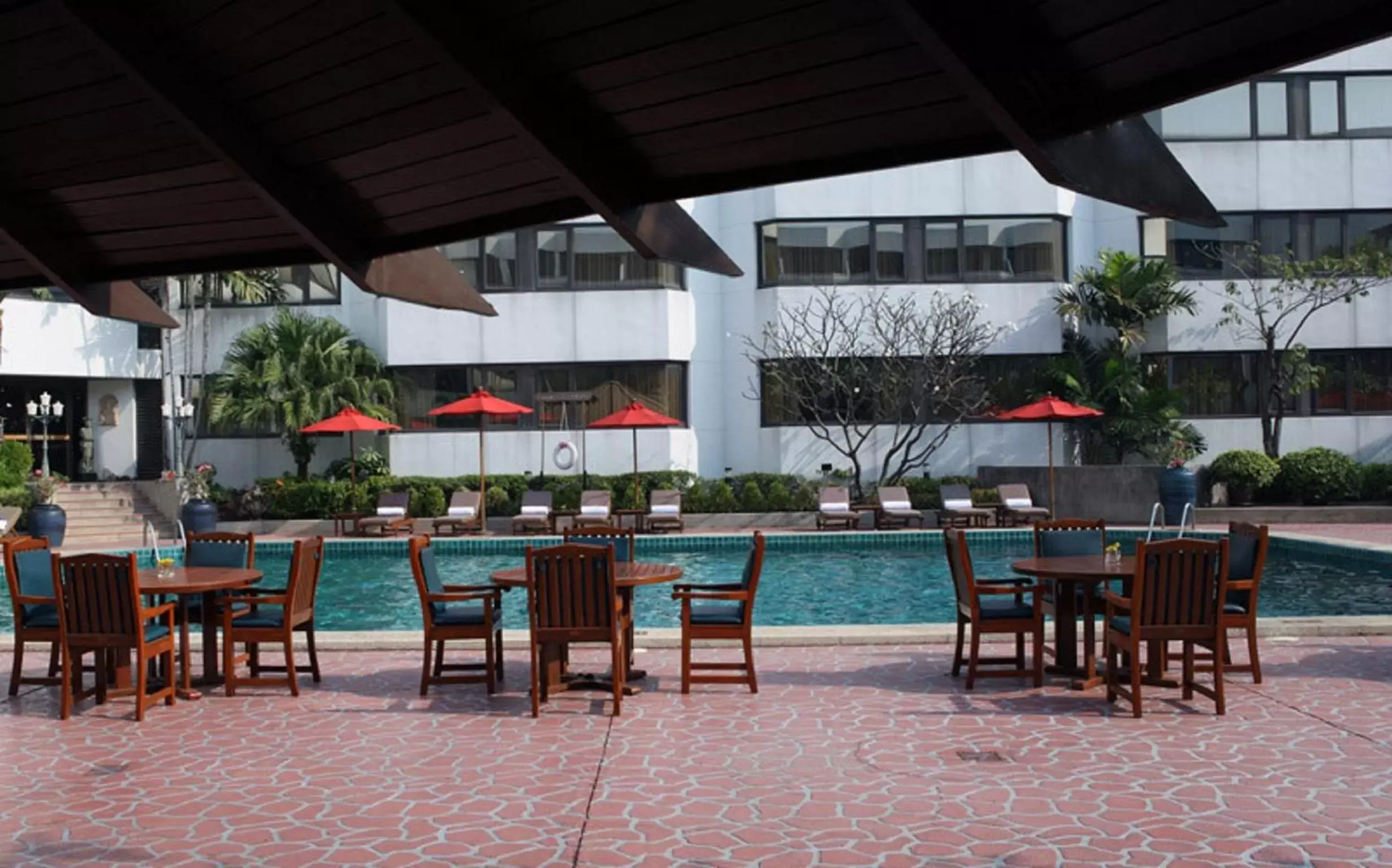 Balcony/Terrace, Restaurant/Places to Eat in Amari Don Muang Airport Bangkok