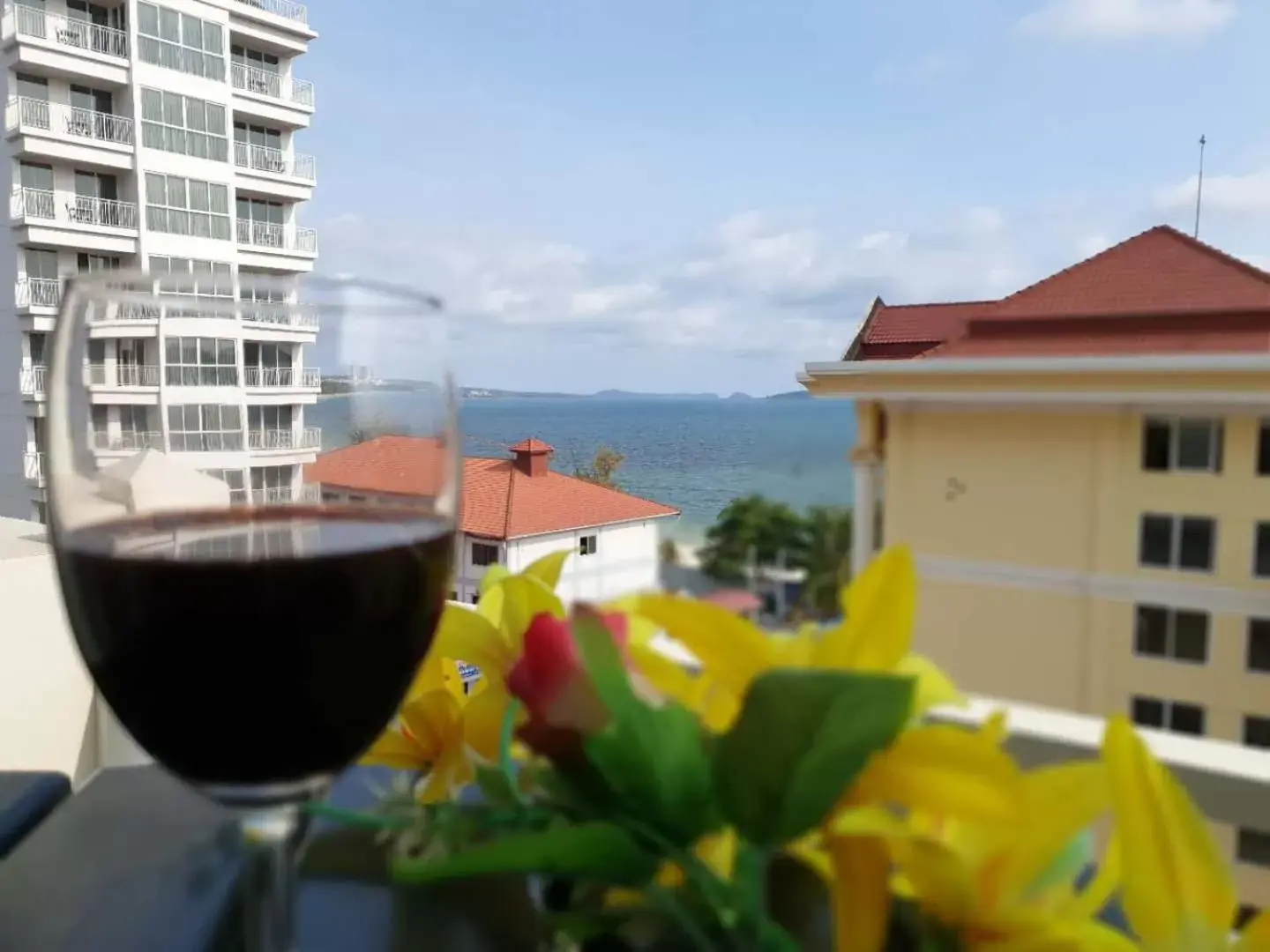 Balcony/Terrace in Aristocrat Residence & Hotel