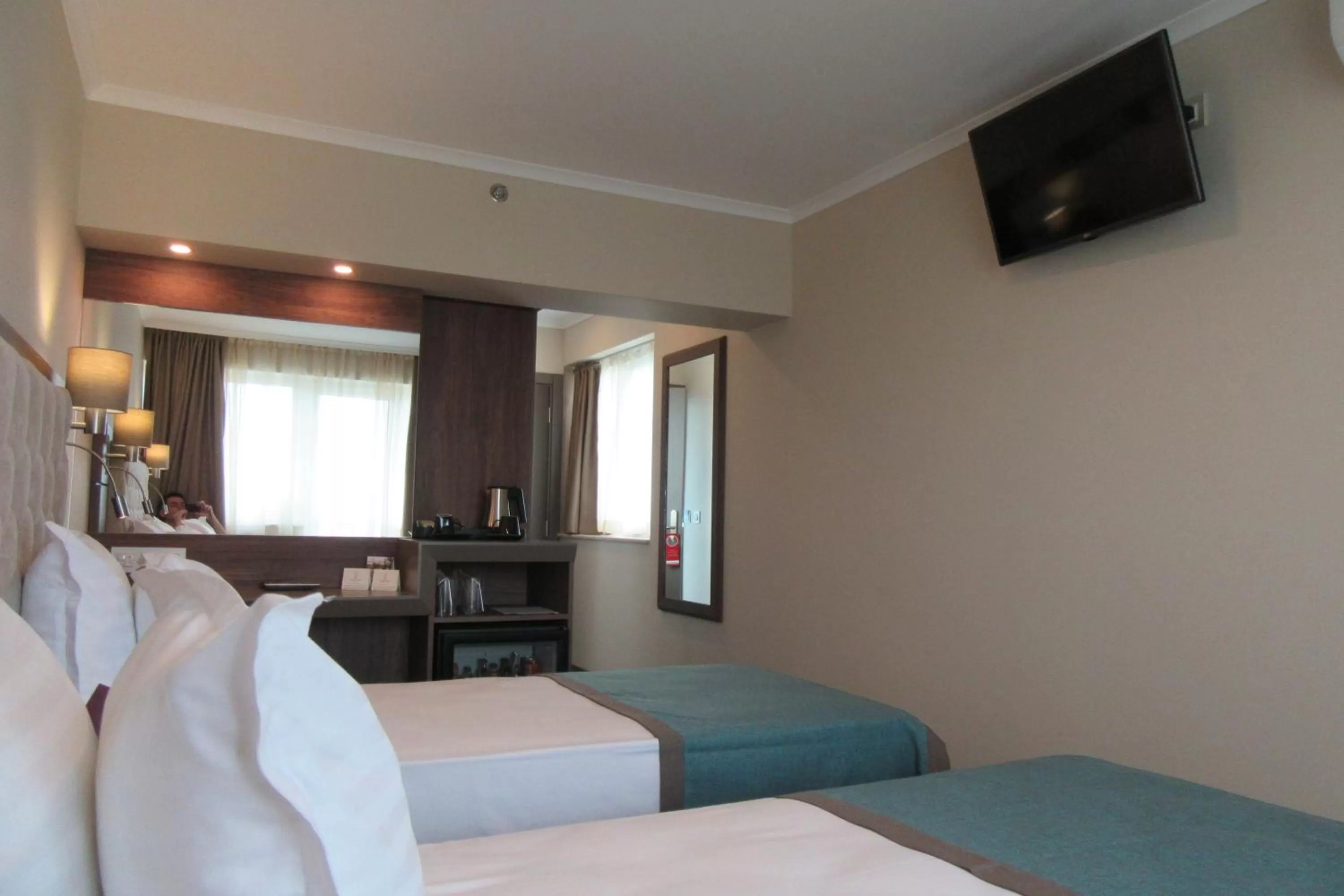 Bed in Hotel Cherno More