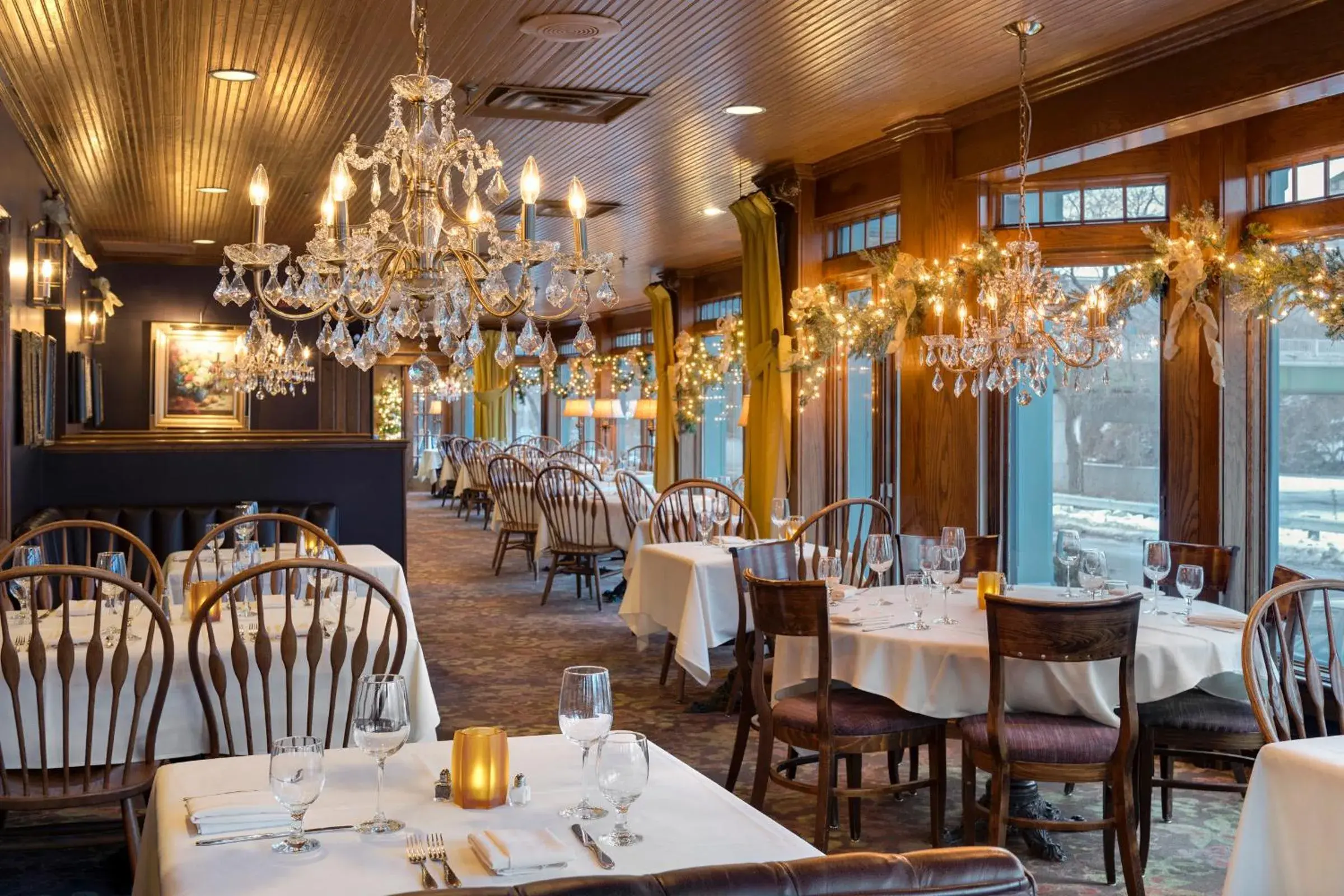 Restaurant/places to eat in Nicollet Island Inn Restaurant/places to eat in Nicollet Island Inn