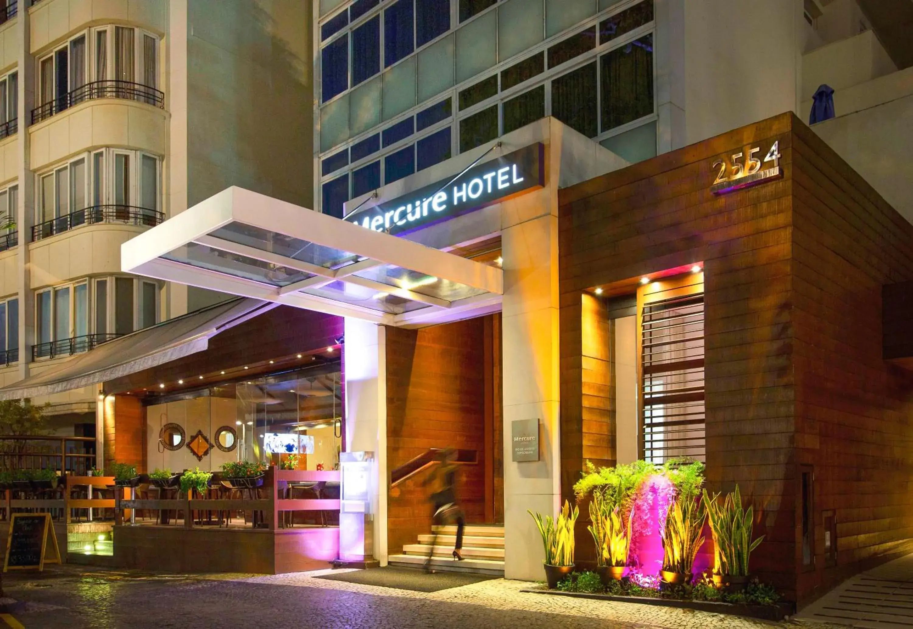 Facade/entrance in Mercure Rio Boutique Hotel Copacabana