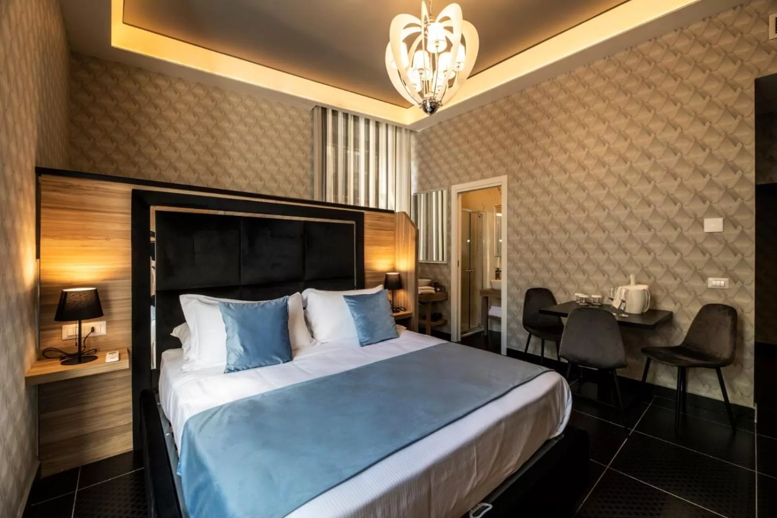 Bed in Luna Luxury Bed and Breakfast