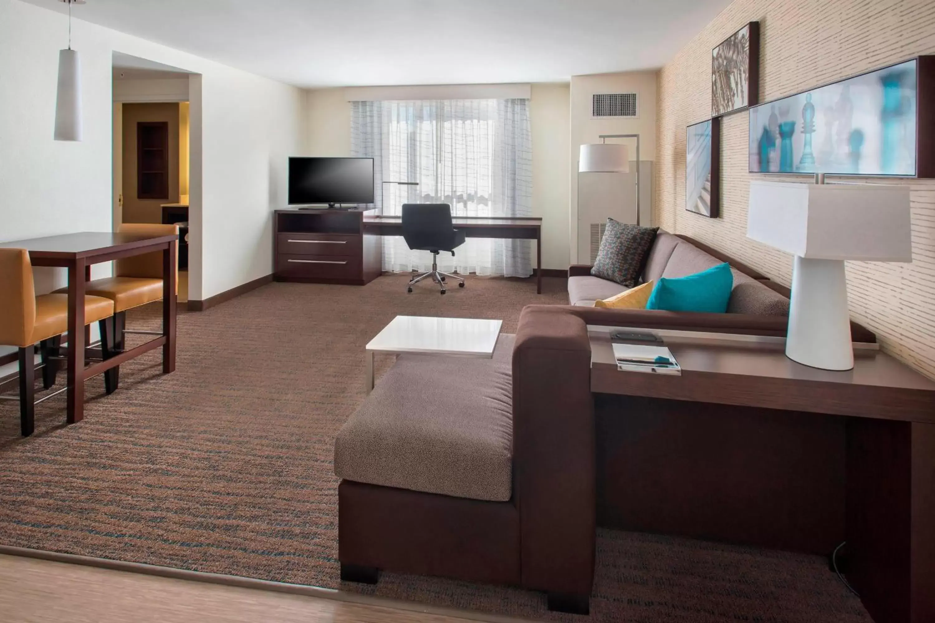 Bedroom, Seating Area in Residence Inn by Marriott Boston Bridgewater