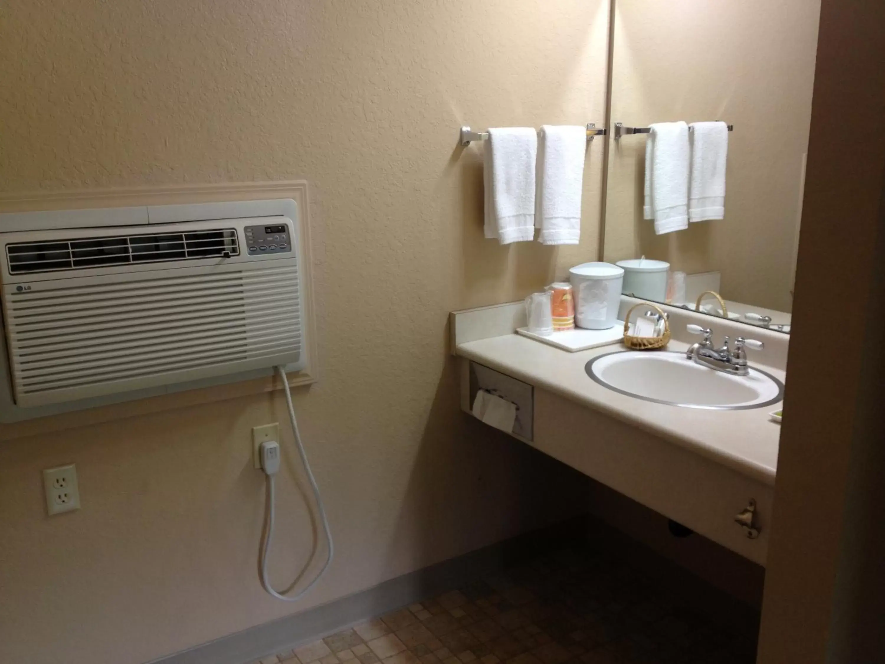 Bathroom in Wildwood Inn