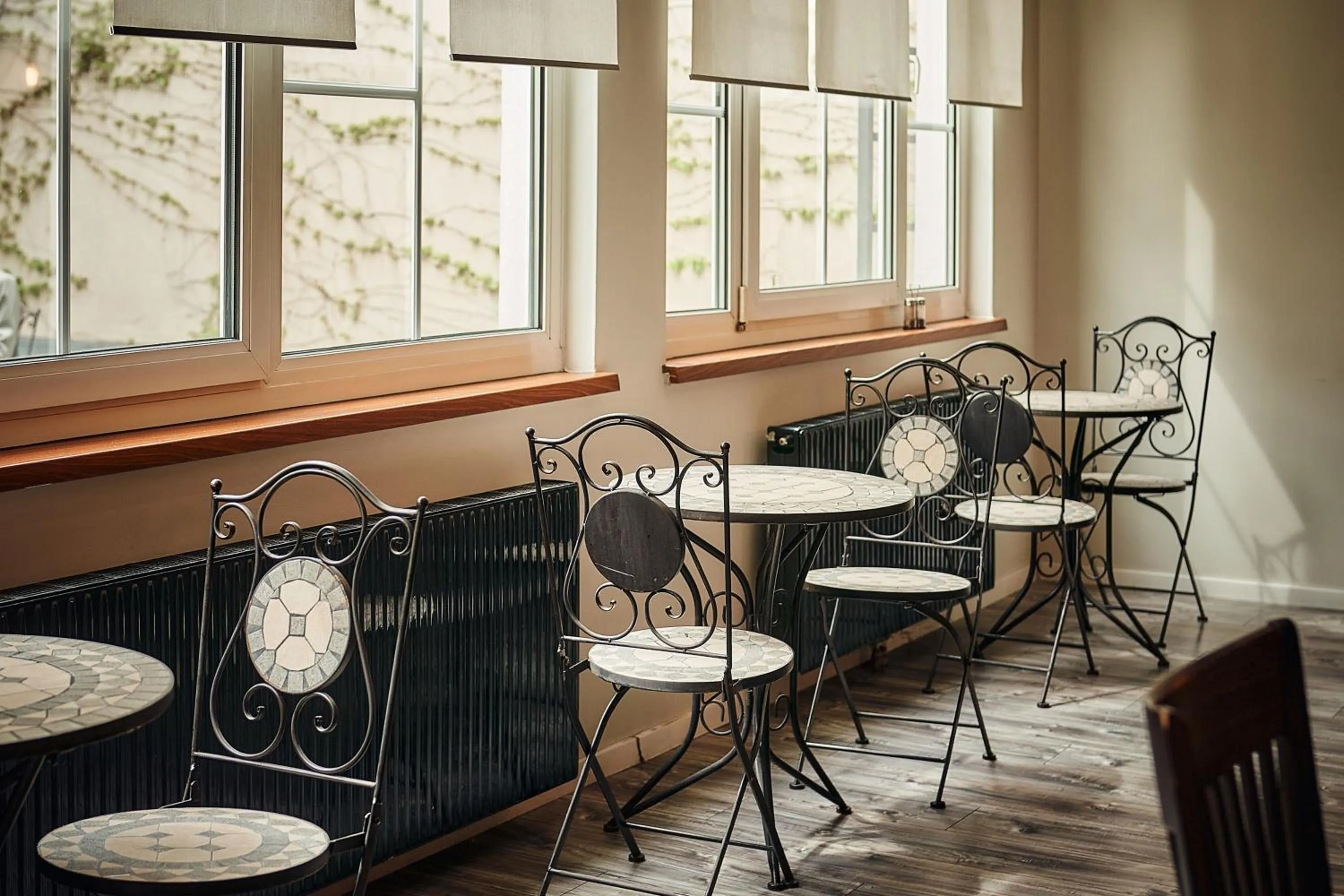 Seating area in Hotel Calmo