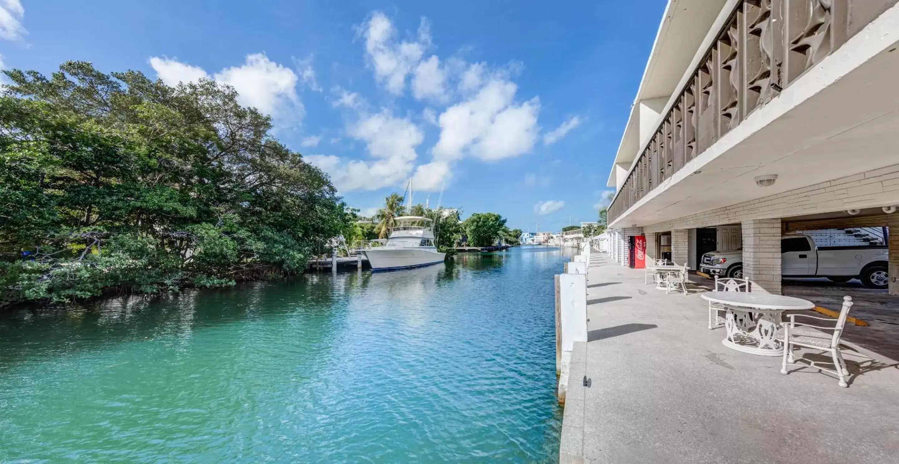 River view, Swimming Pool in Creekside Inn Islamorada