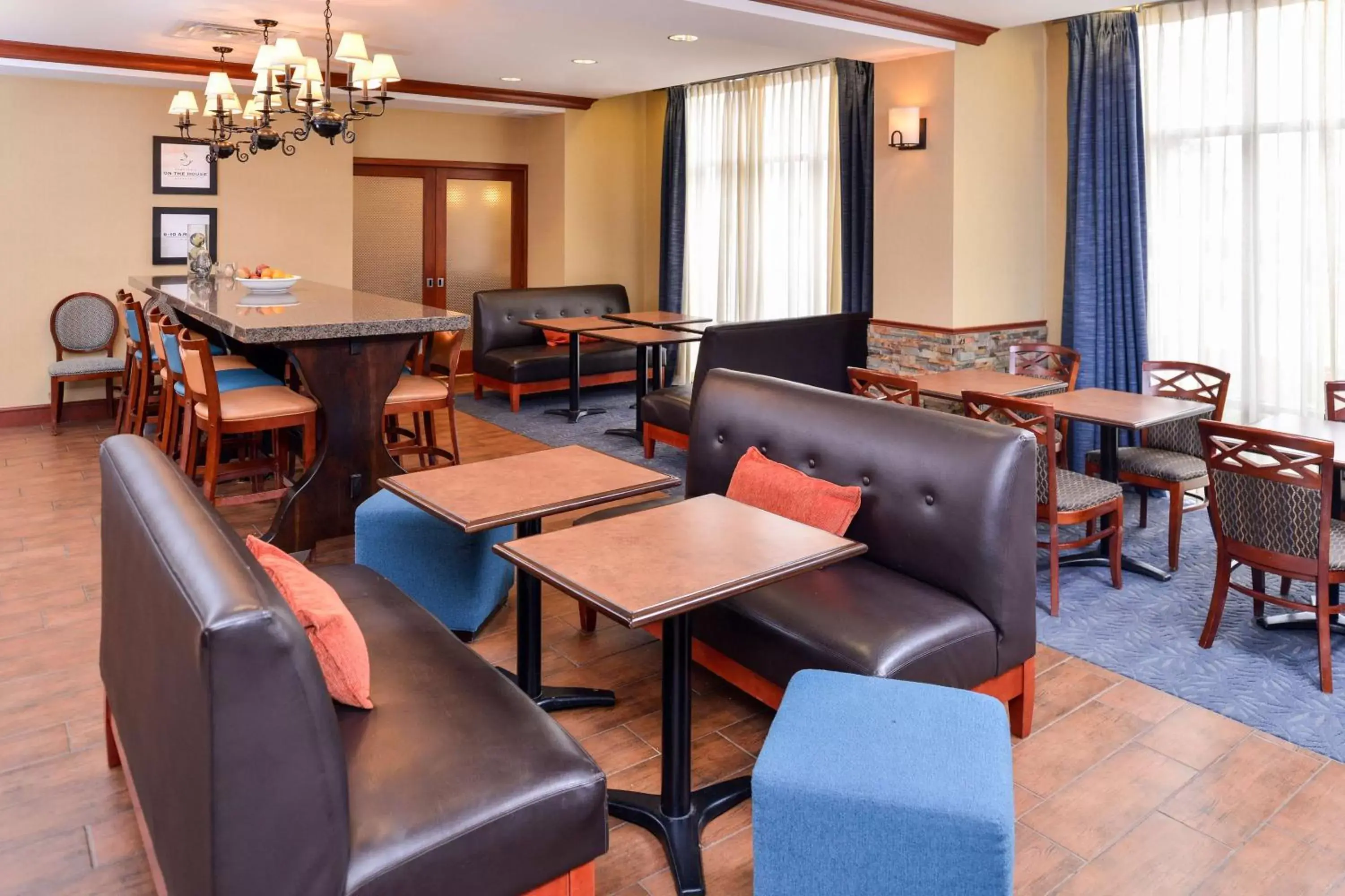 Restaurant/places to eat in Hampton Inn Evanston Restaurant/places to eat in Hampton Inn Evanston