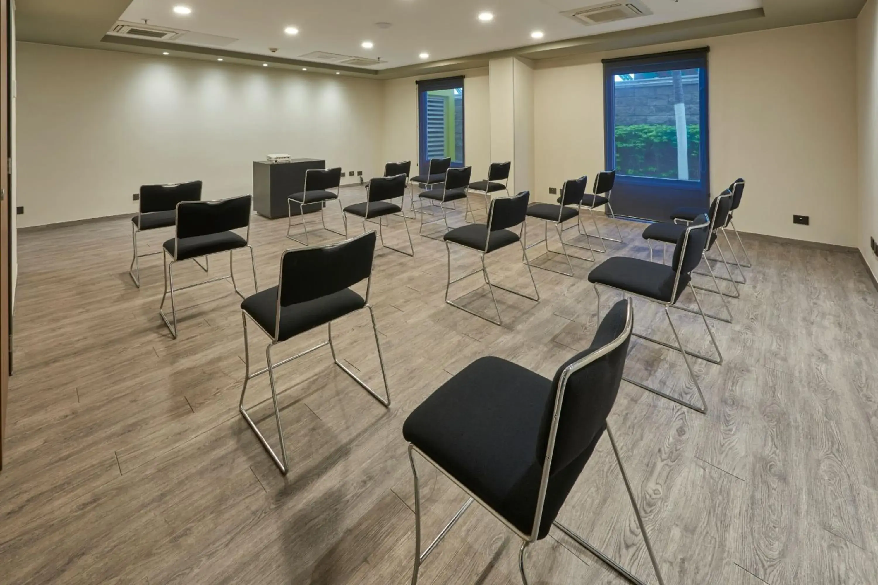 Meeting/conference room in City Express by Marriott Irapuato