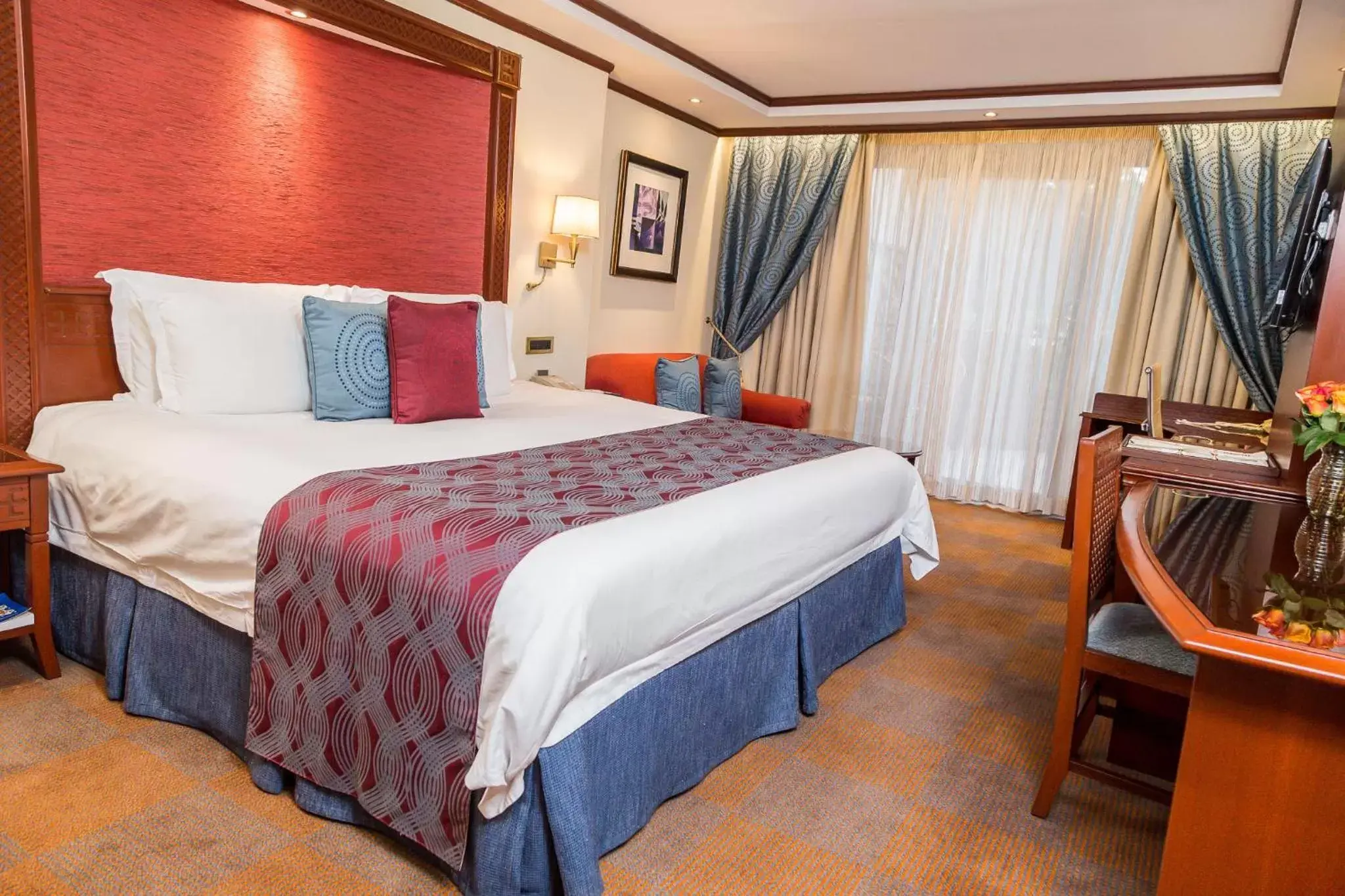 Bed in Nairobi Serena Hotel