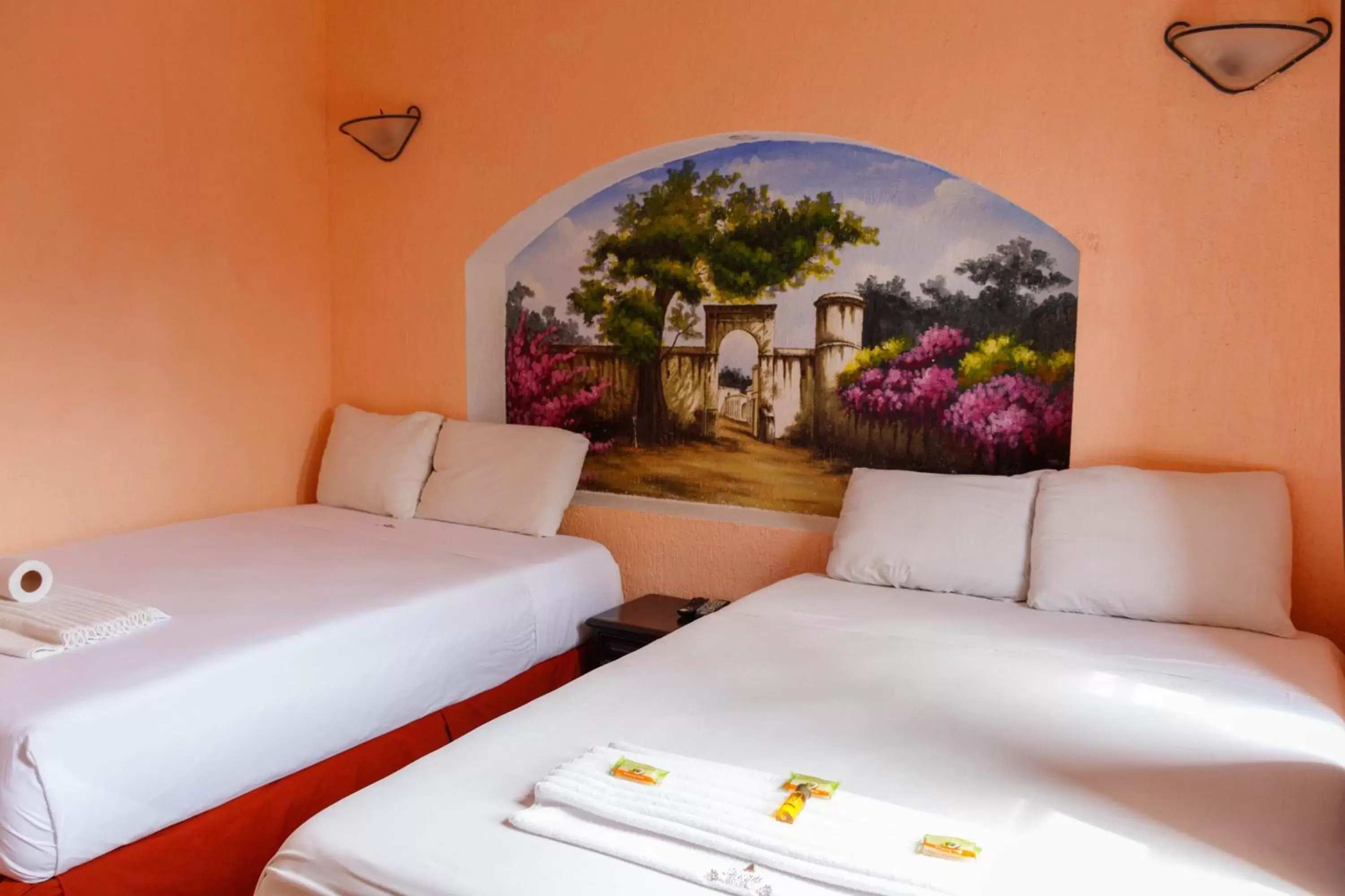 Bedroom, Bed in Hotel Hacienda Cancun