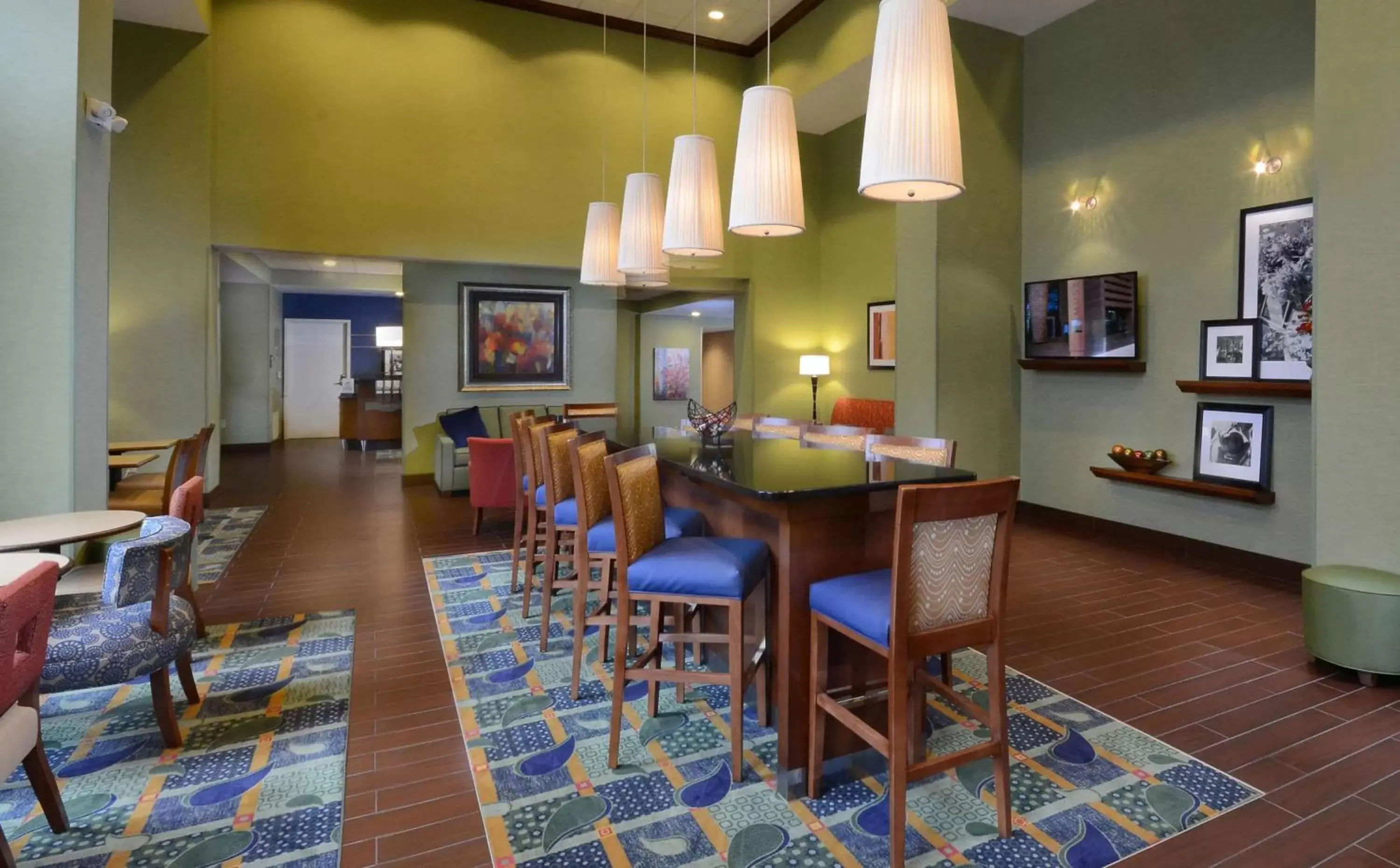 Lobby or reception, Restaurant/Places to Eat in Hampton Inn and Suites Lynchburg