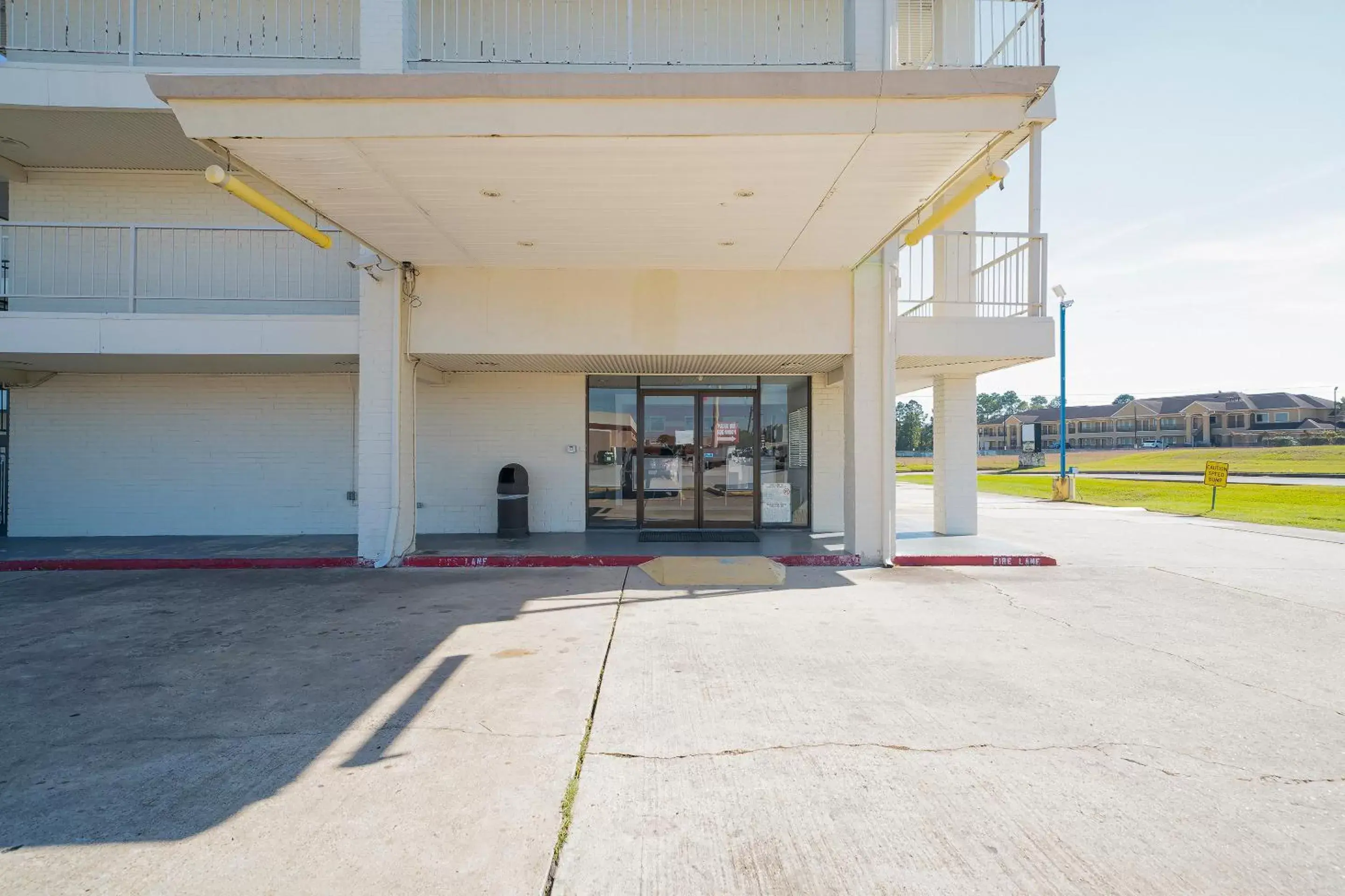 Facade/entrance, Property Building in OYO Hotel Houston Humble IAH Airport HWY 59