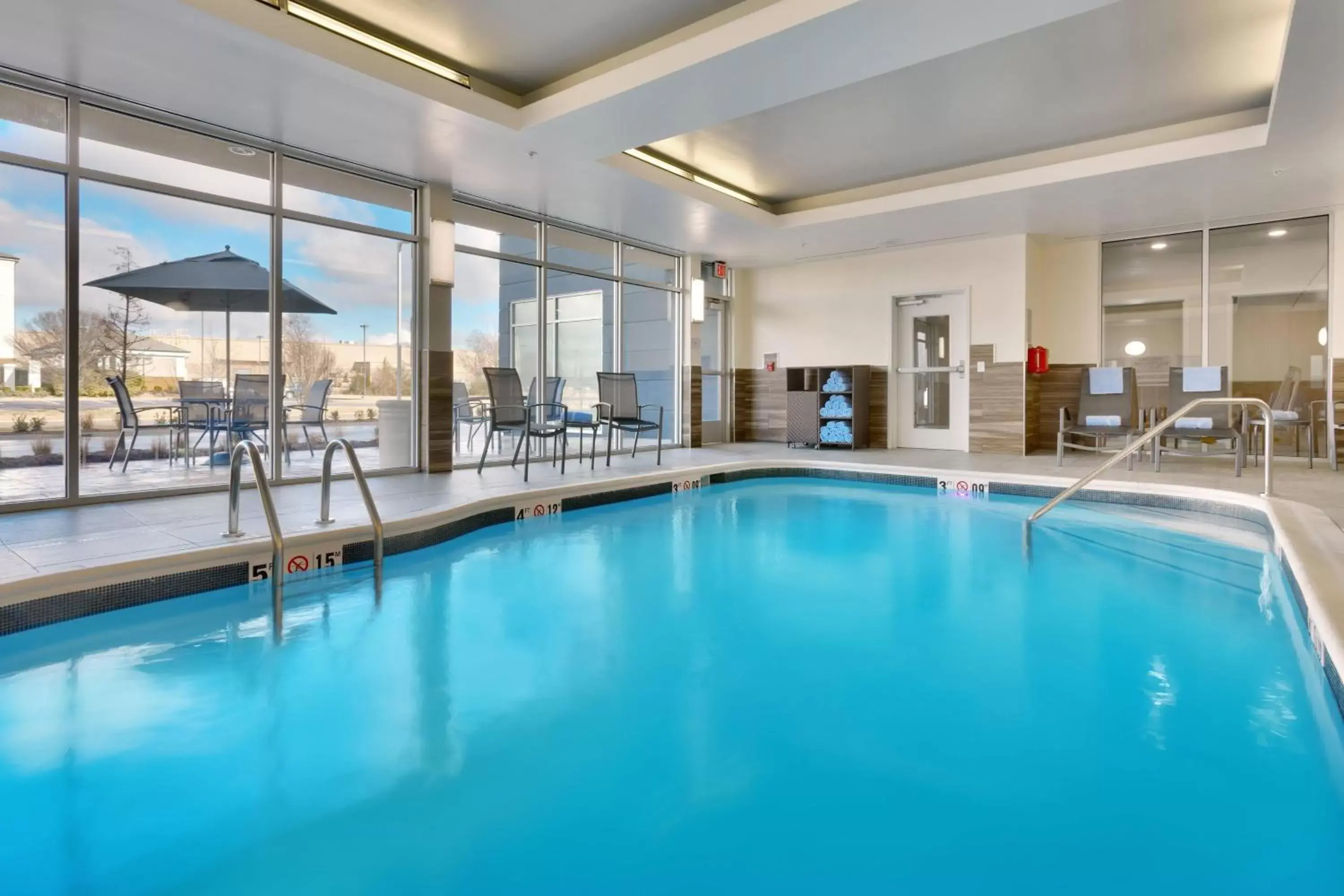 Swimming Pool in Fairfield Inn & Suites by Marriott Fort Smith