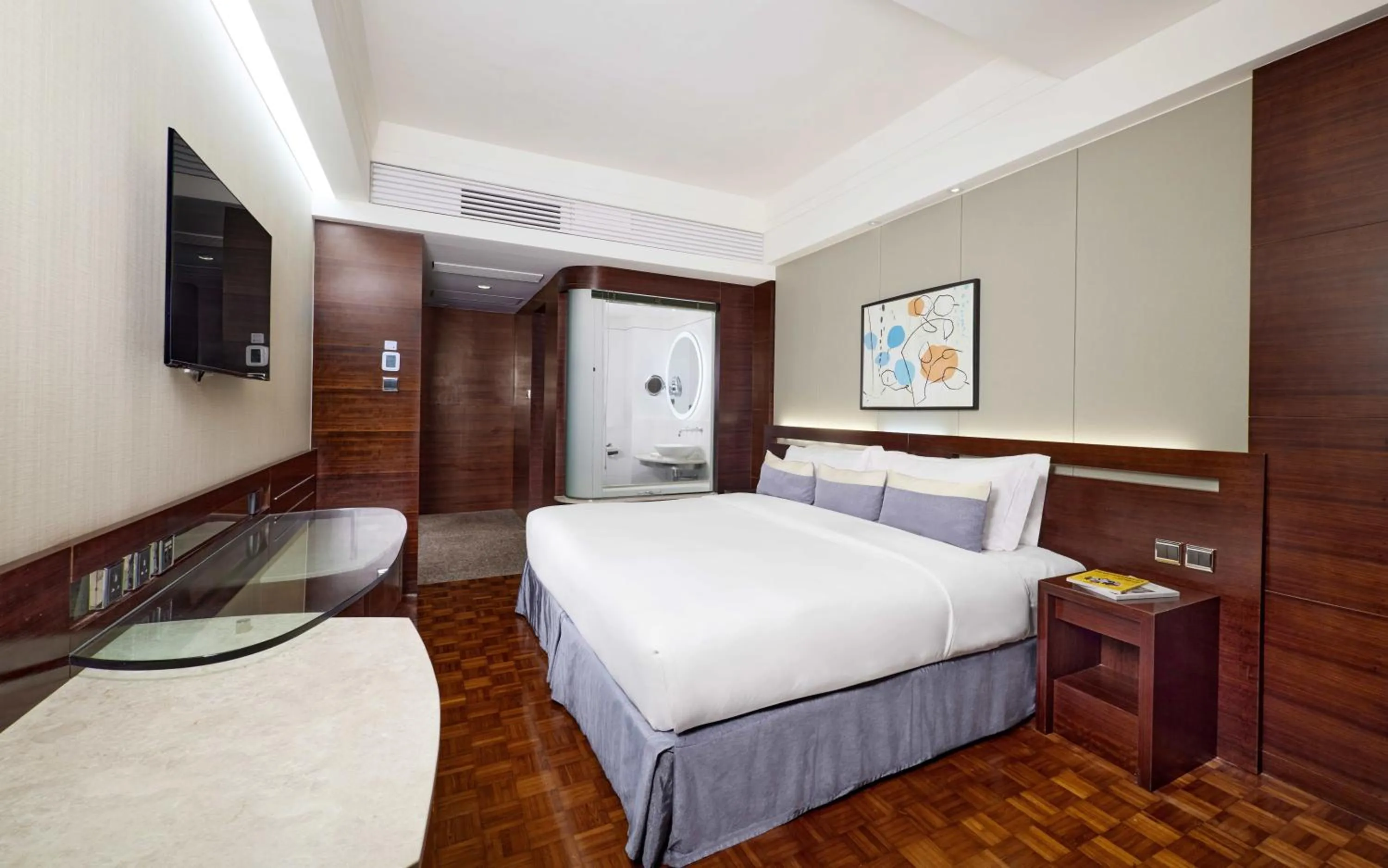 King Suite with City View in Nina Hotel Island South