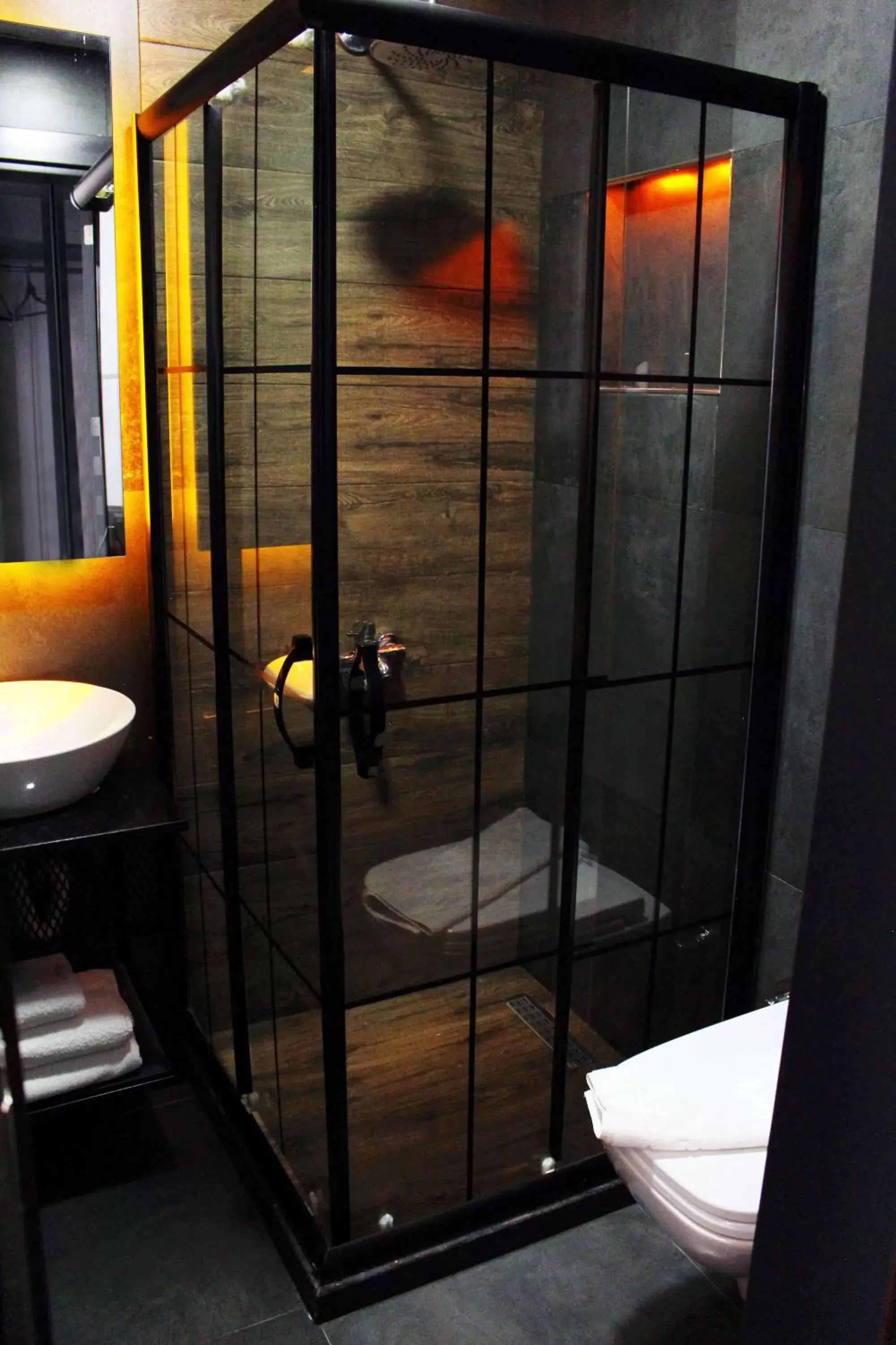 Shower, Bathroom in Istanbul Fair Hotel
