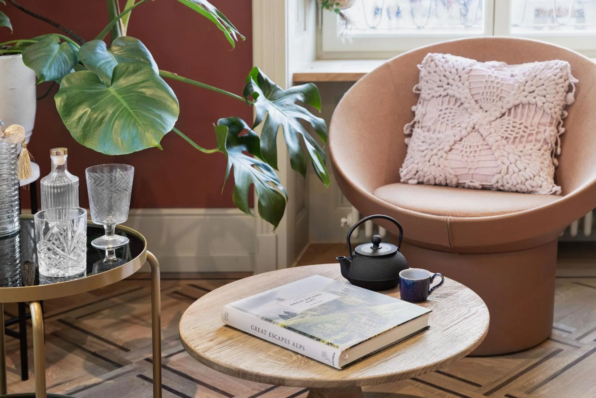 Living room in Stay KooooK Bern City - Online Check In