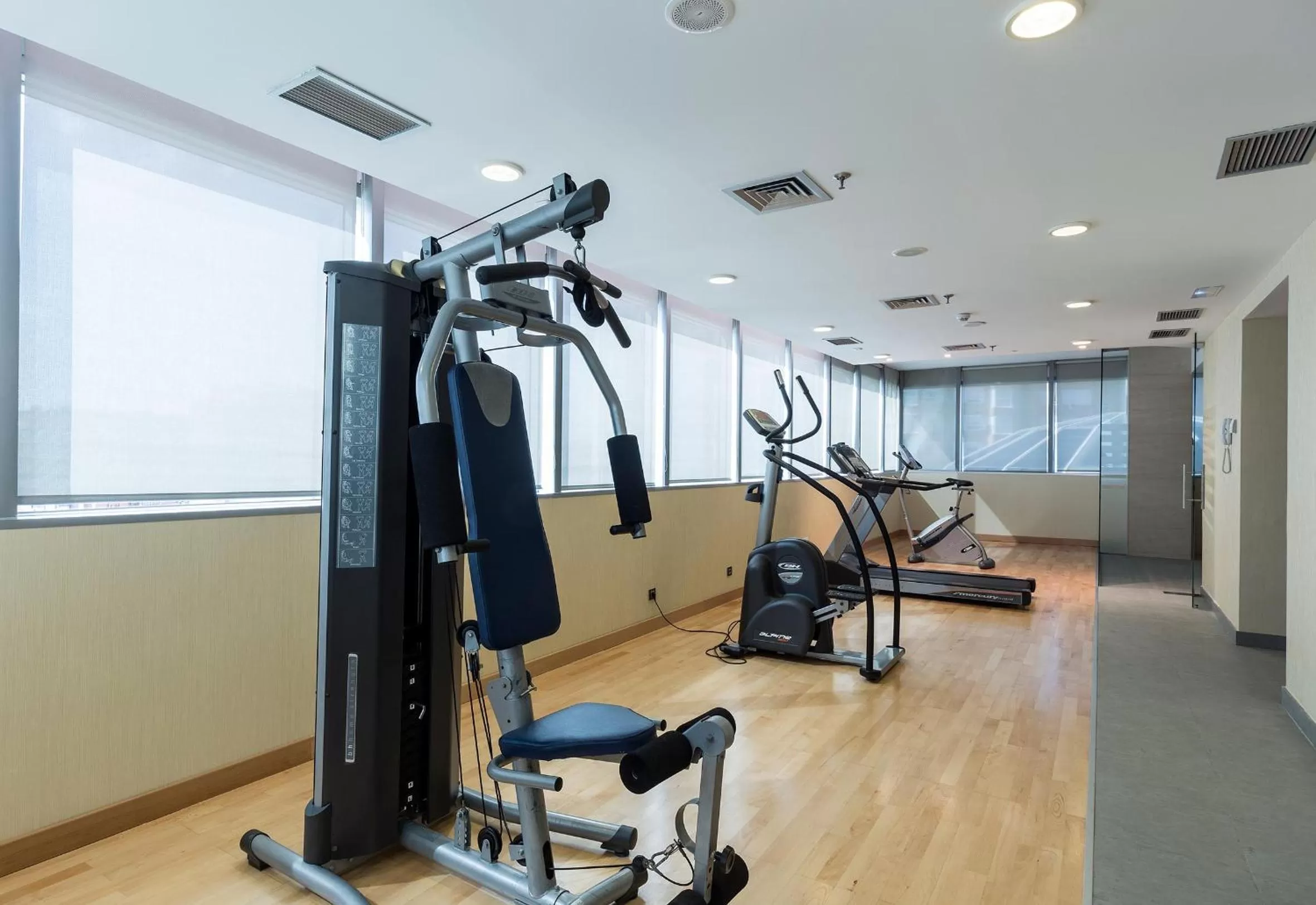 Fitness centre/facilities in LCB Hotel Fuenlabrada