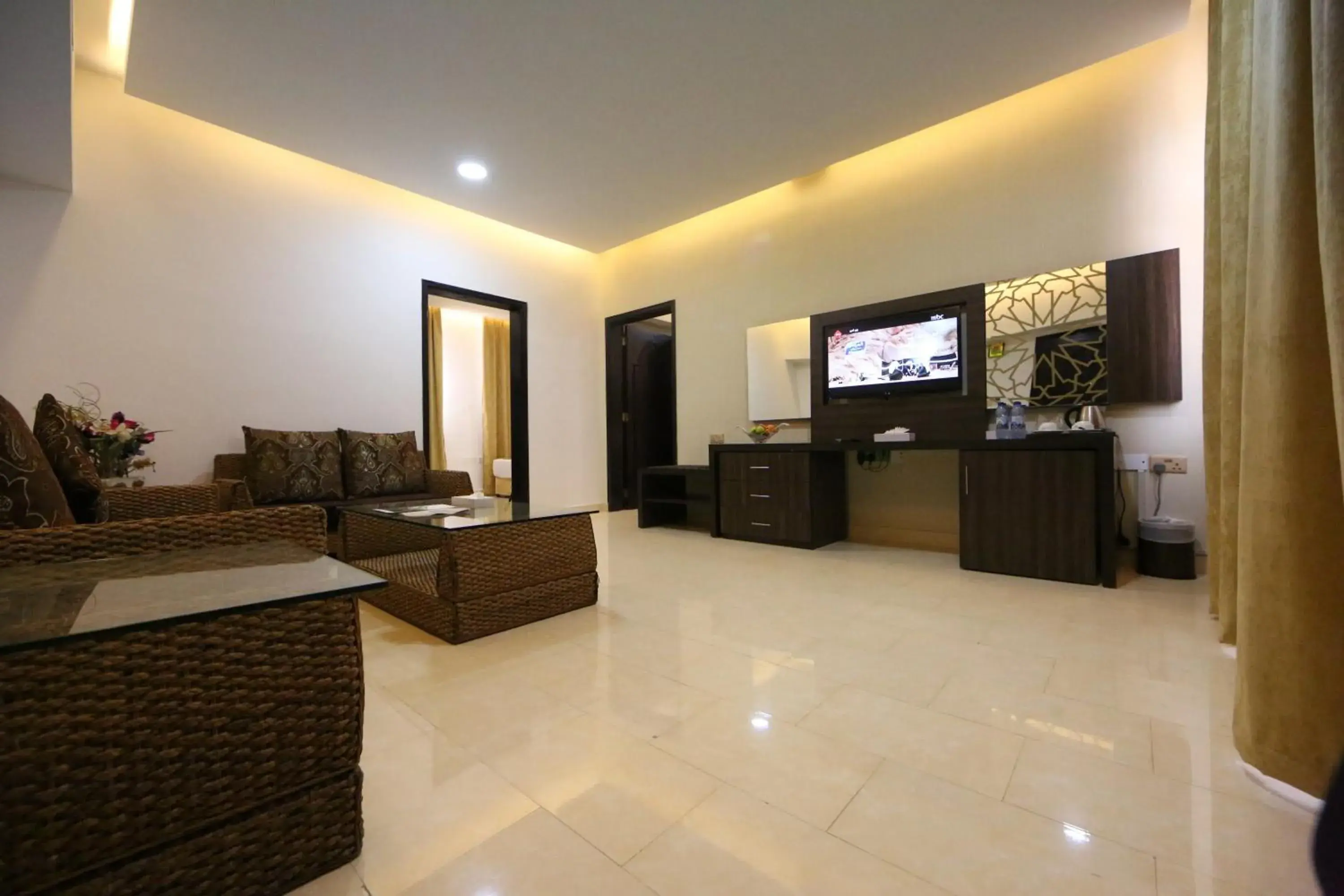 Living room, Lobby/Reception in Samharam Tourist Village