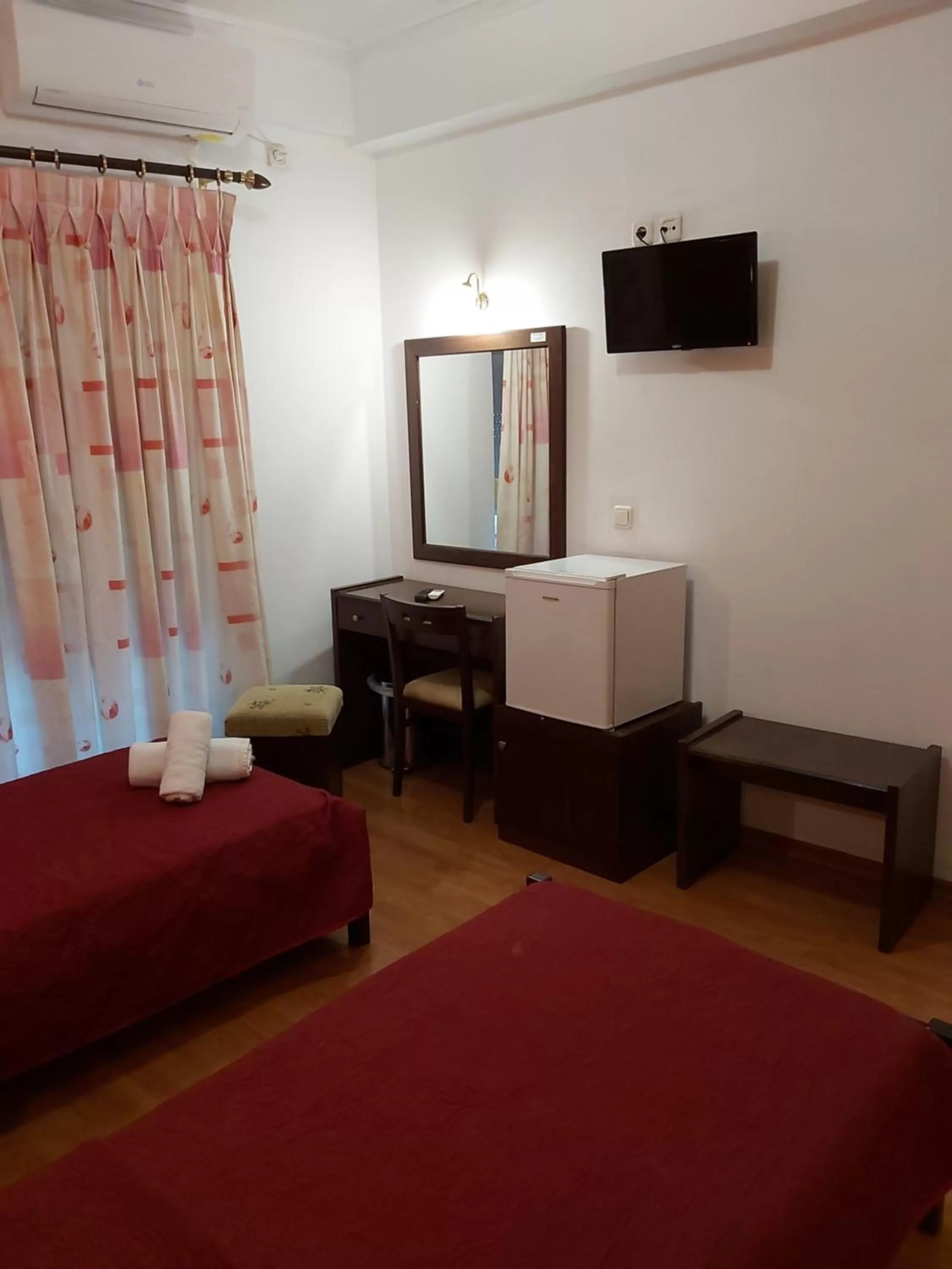 Bed in Ξενοδοχείο Acropol