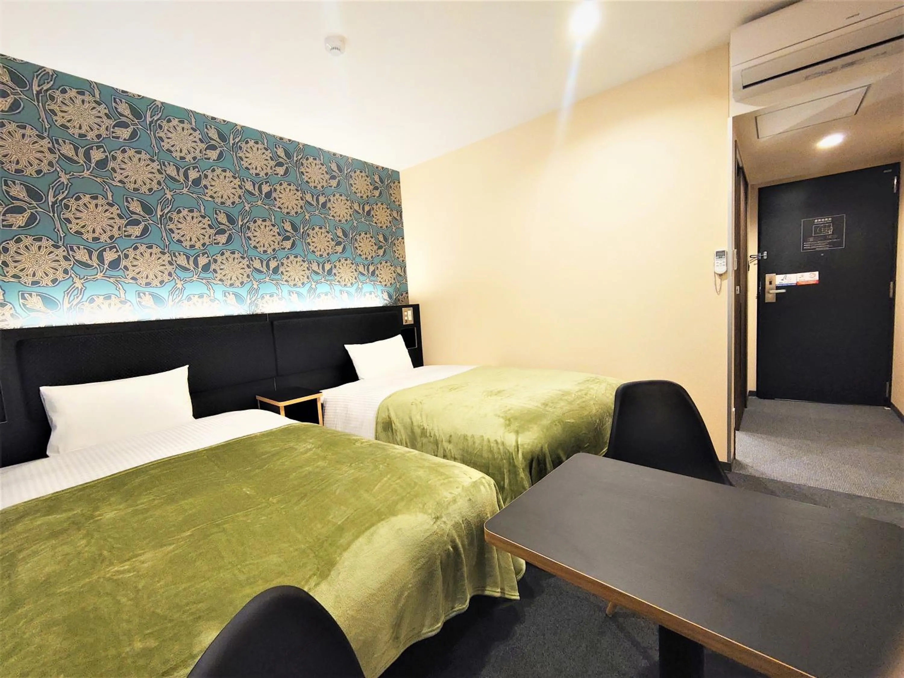 Bed in Green Rich Hotel Kyoto Station South (Artificial hot spring Futamata Yunohana)