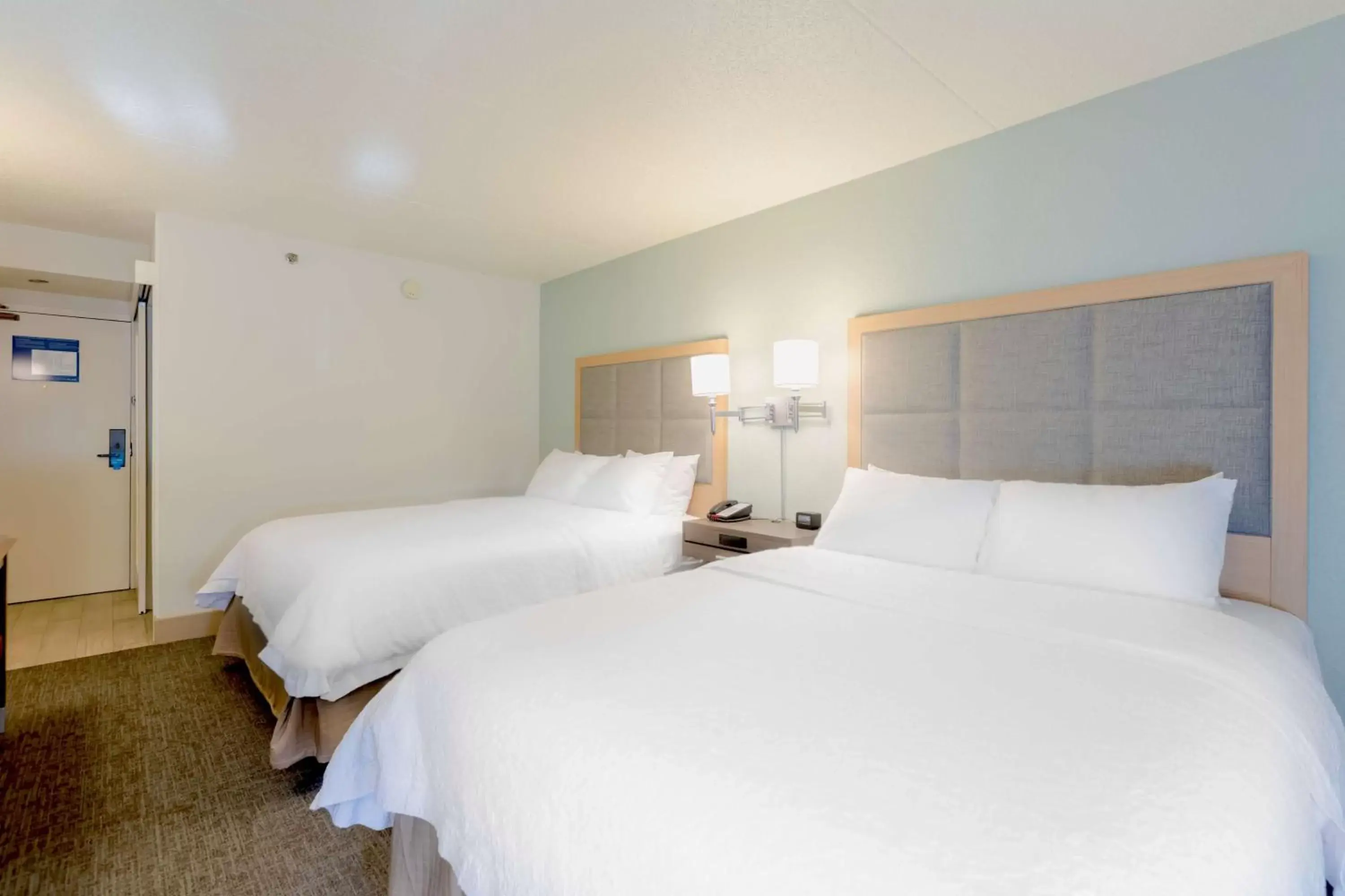 Bed in Hampton Inn St Charles St Peters Bed in Hampton Inn St Charles St Peters