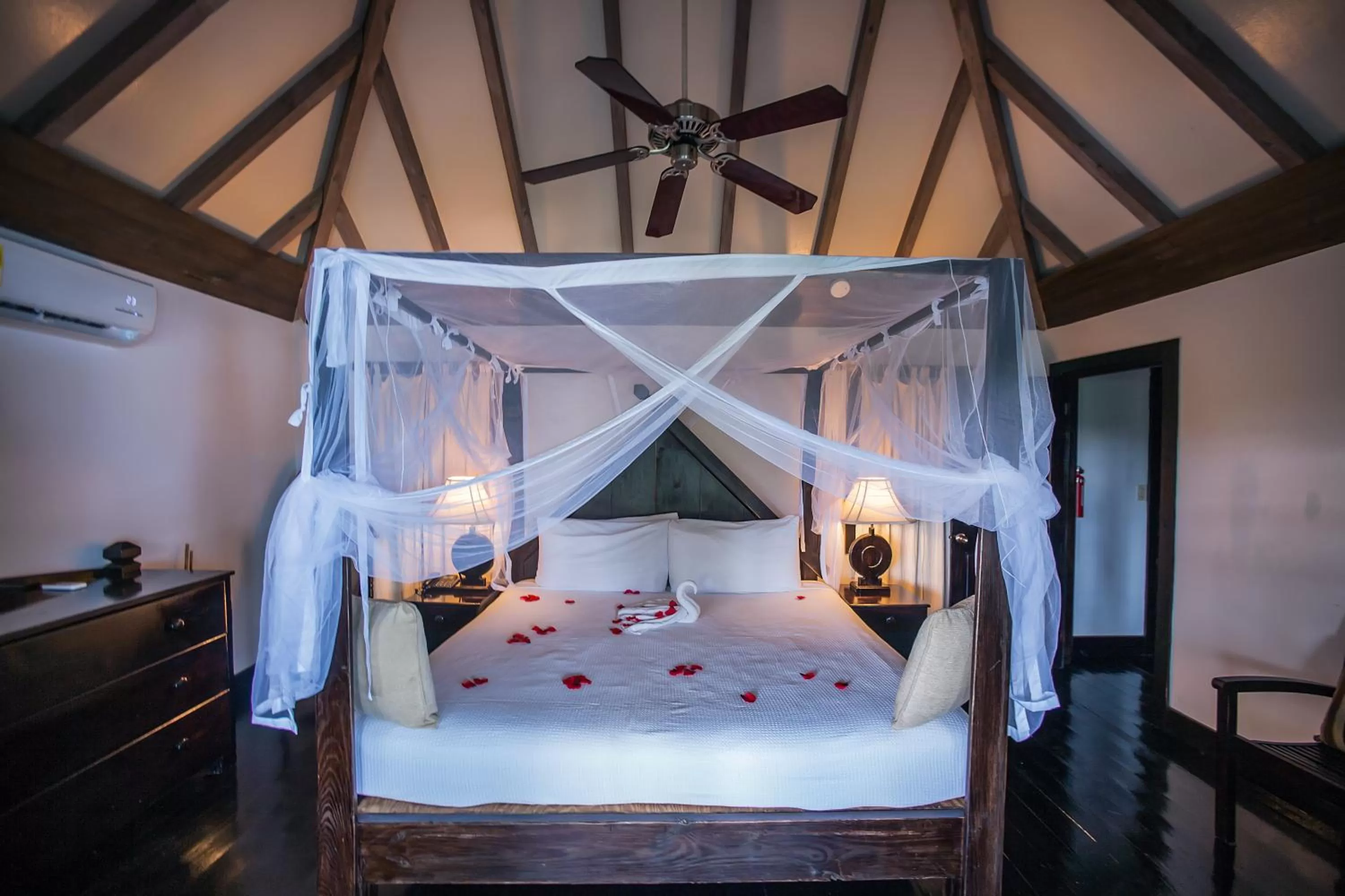 Bedroom, Bed in COCOS Hotel Antigua - All Inclusive - Adults Only