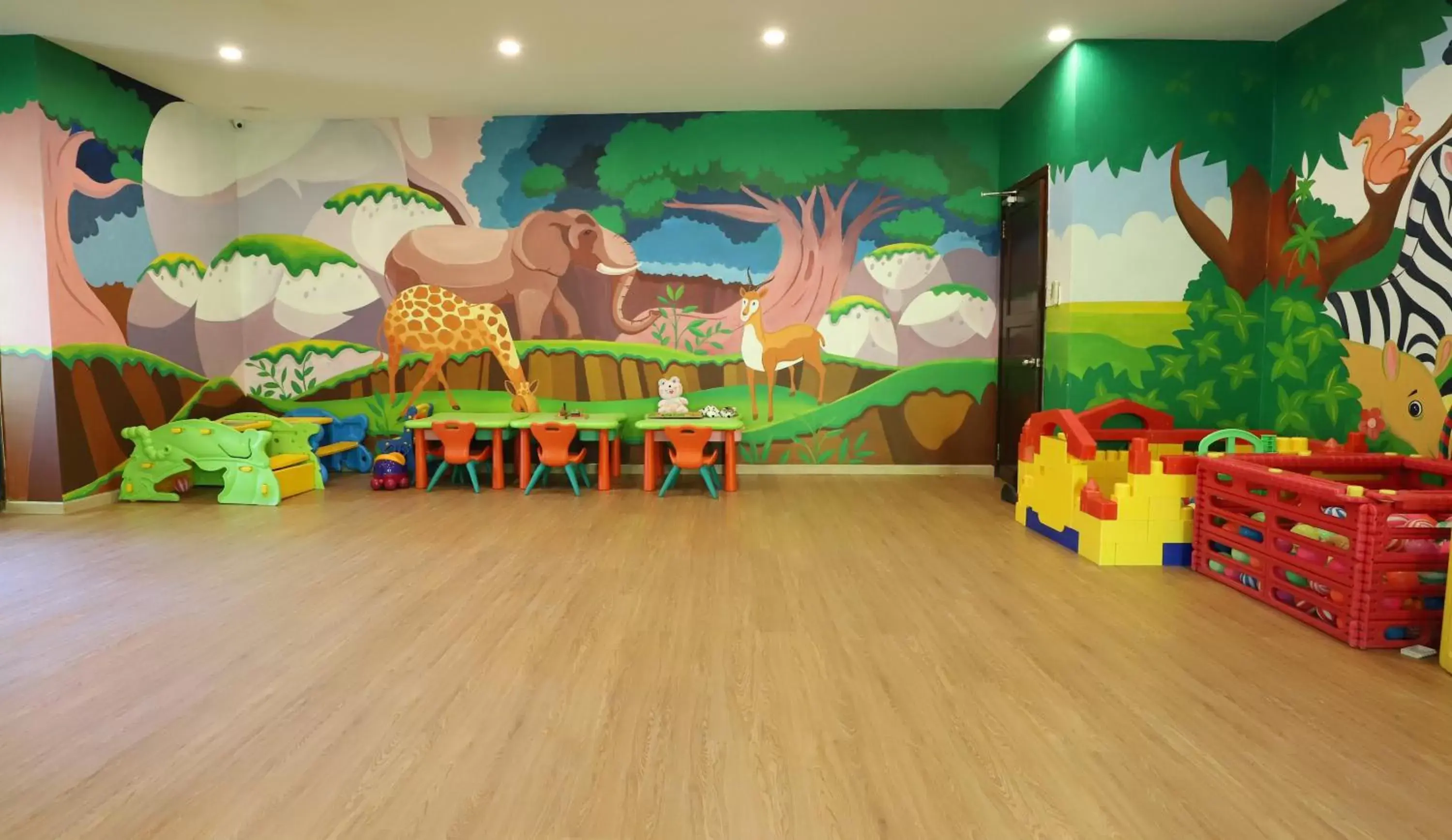 Kids's club, Kid's Club in Diamond Bay Resort & Spa