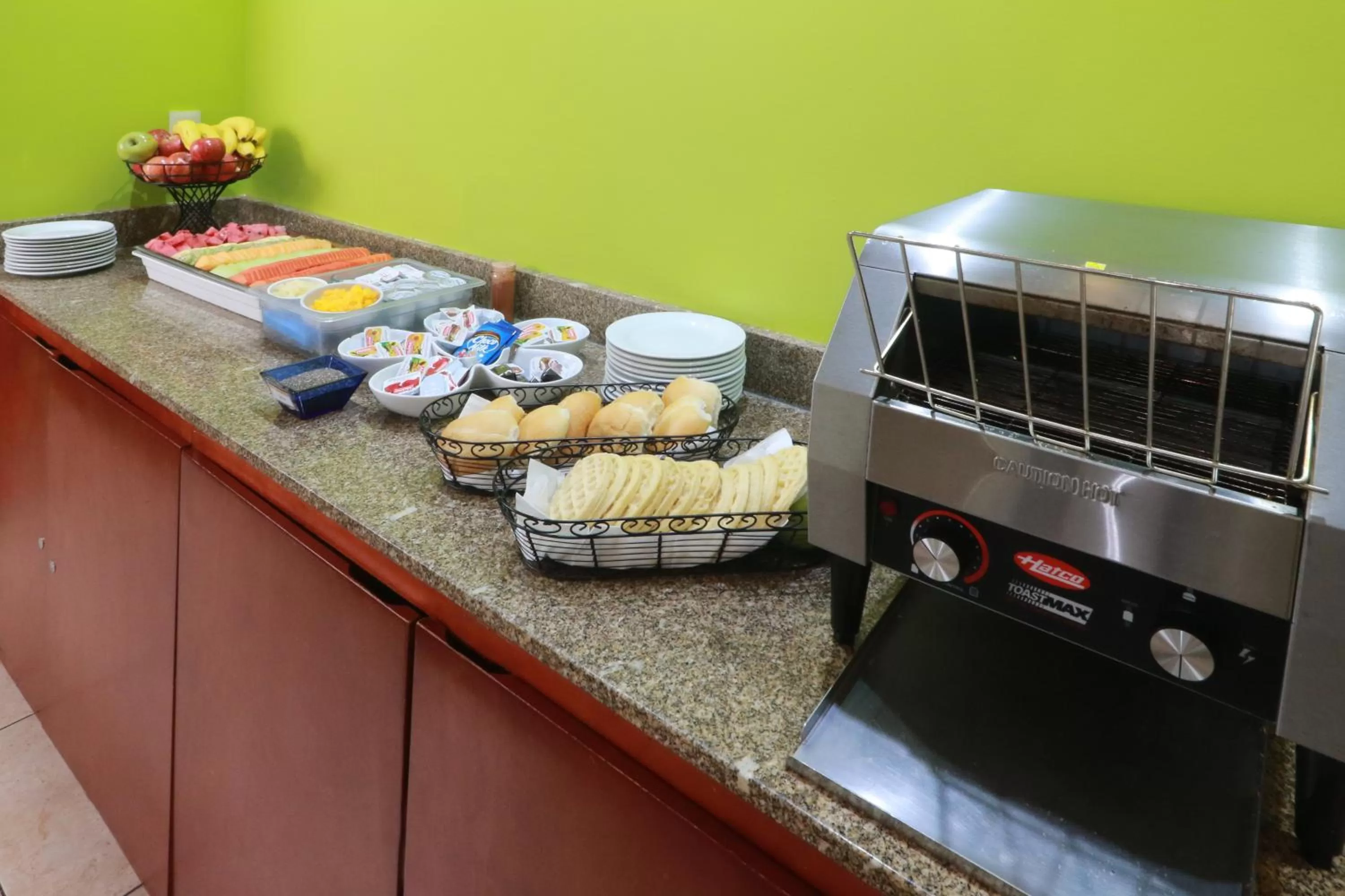 Breakfast in Staybridge Suites Queretaro by IHG